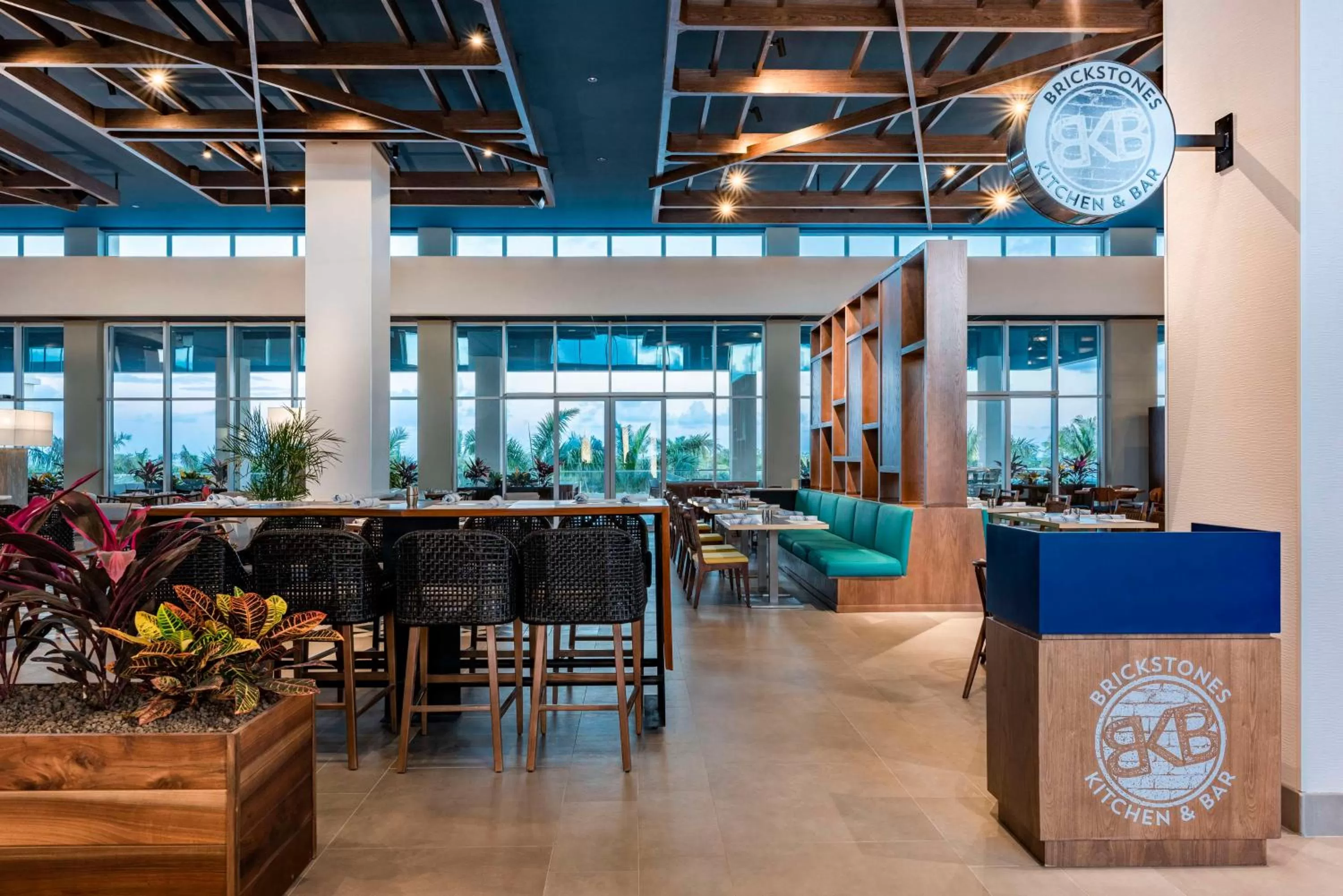 Restaurant/places to eat in Embassy Suites By Hilton Aruba Beach Resort