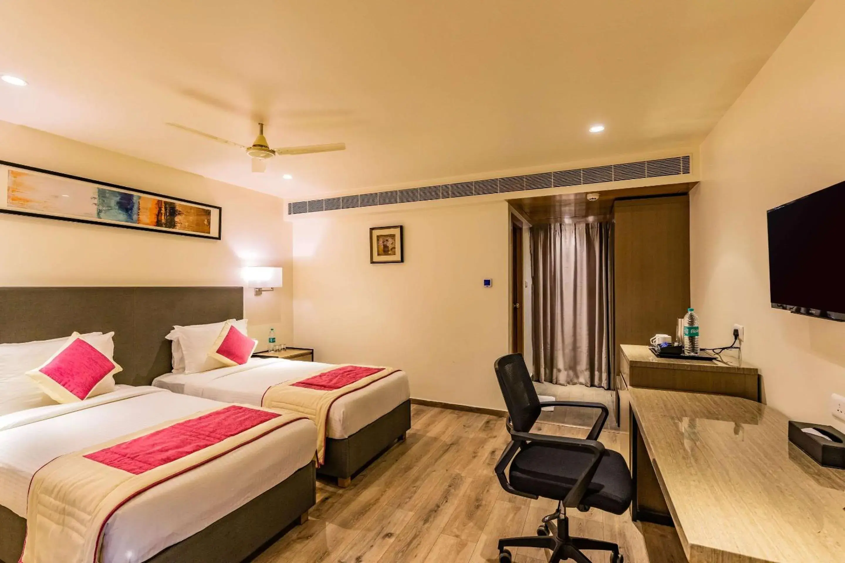 Bedroom, Bed in Quality Inn Ramachandra Bedroom, Bed in Quality Inn Ramachandra