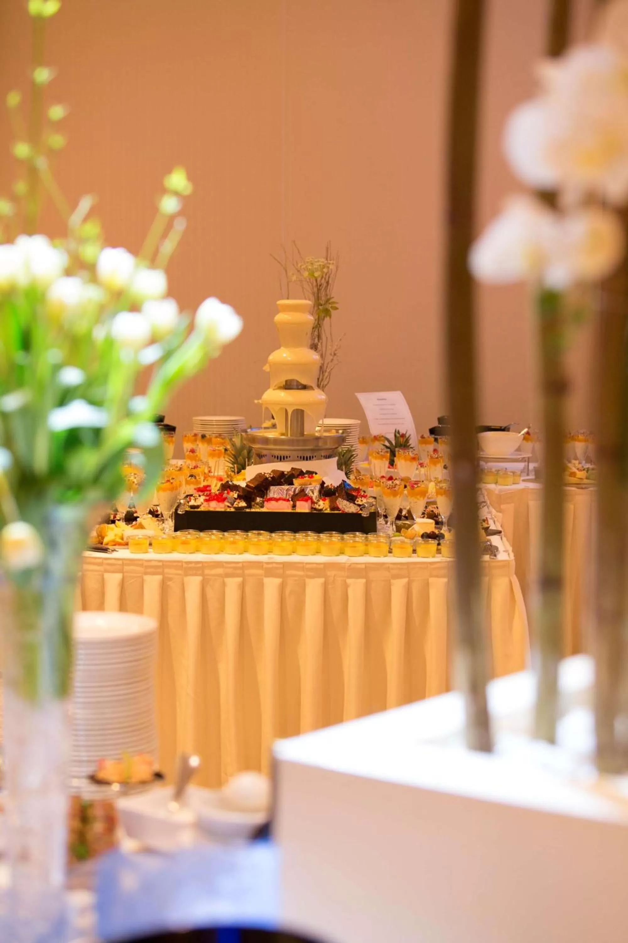 Restaurant/places to eat in Radisson Blu Hotel Cottbus