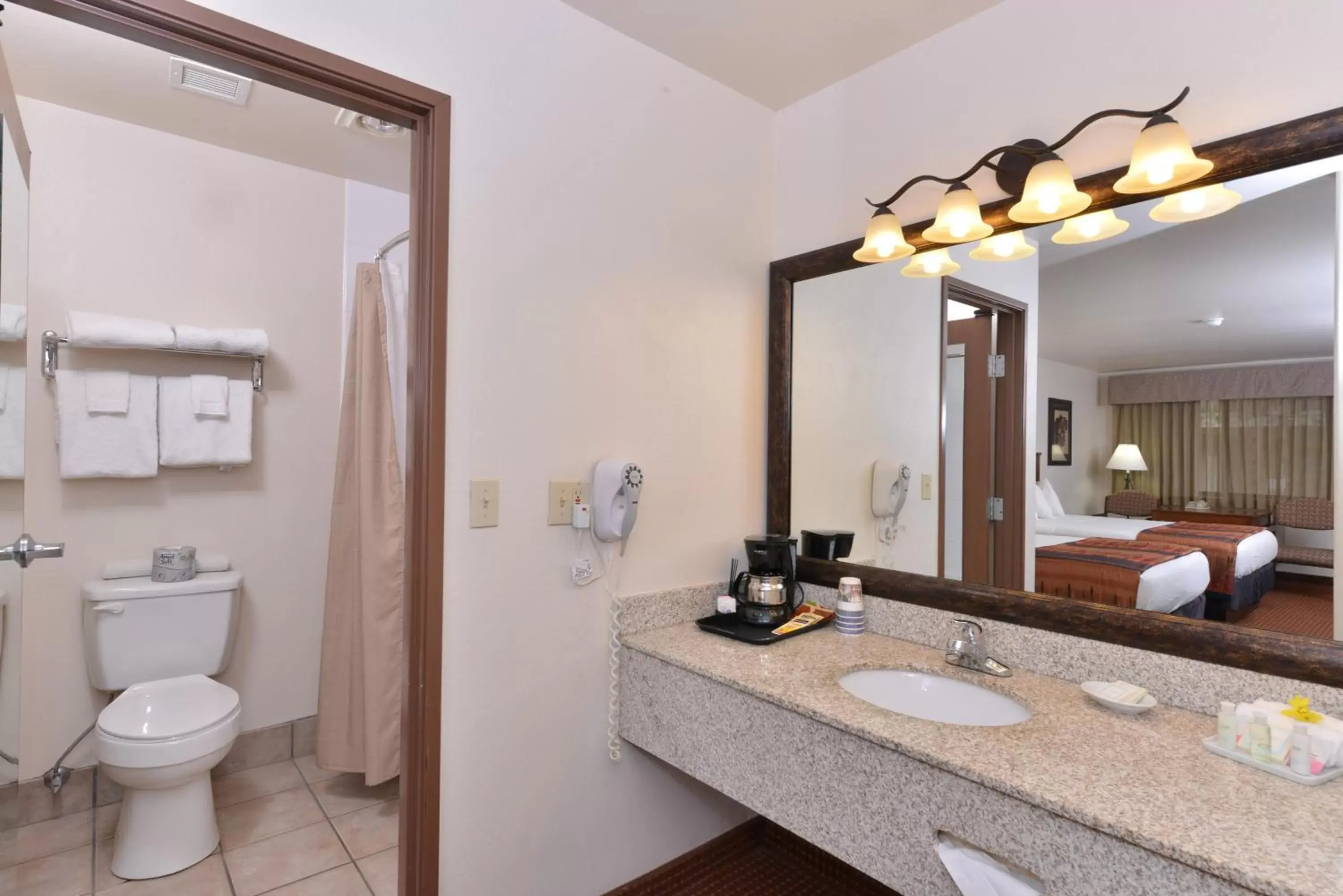 Bathroom in Best Western Grande River Inn & Suites