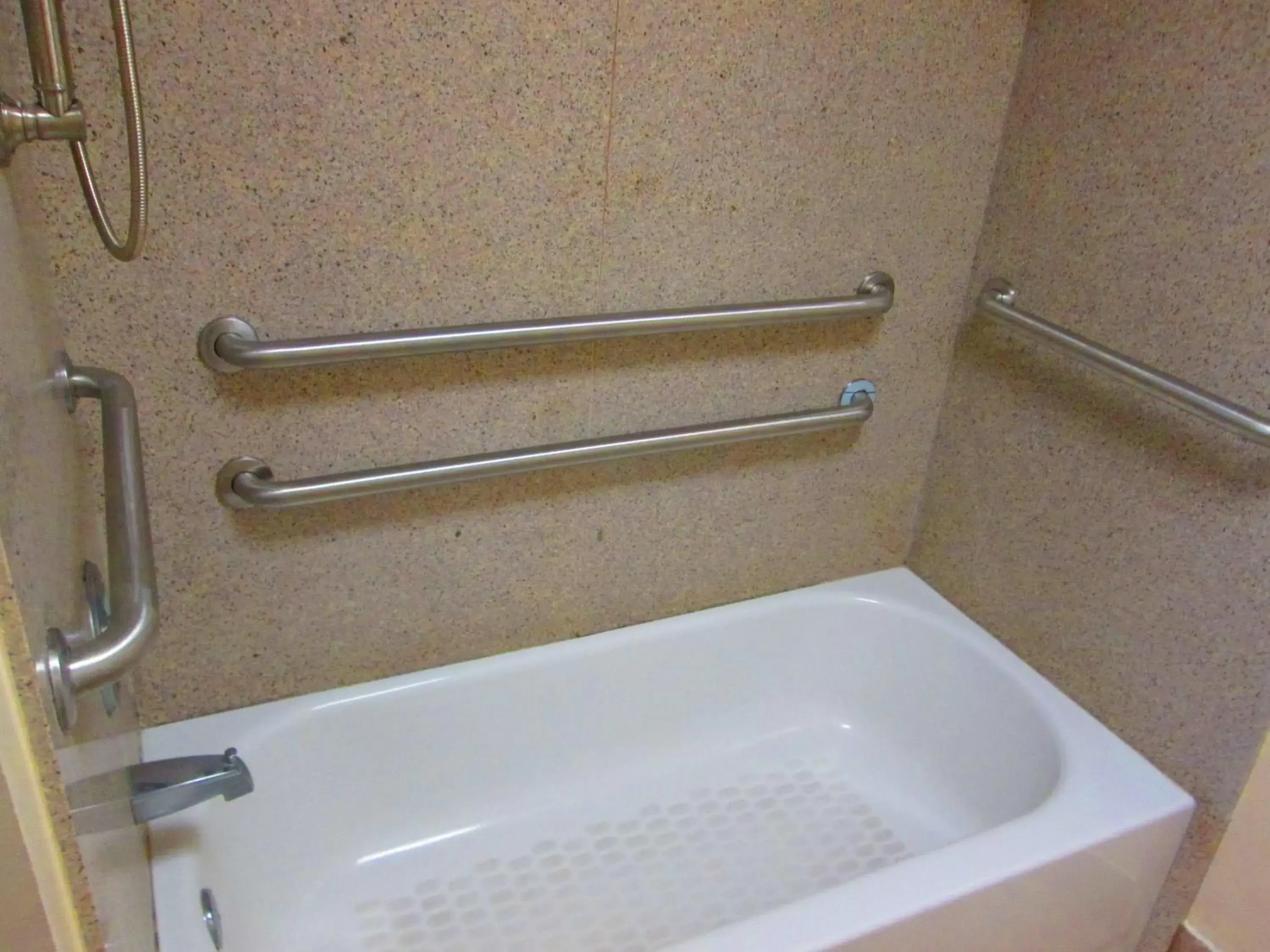 Bath, Bathroom in Regency Inn Near Boardwalk & Hurlburt Field