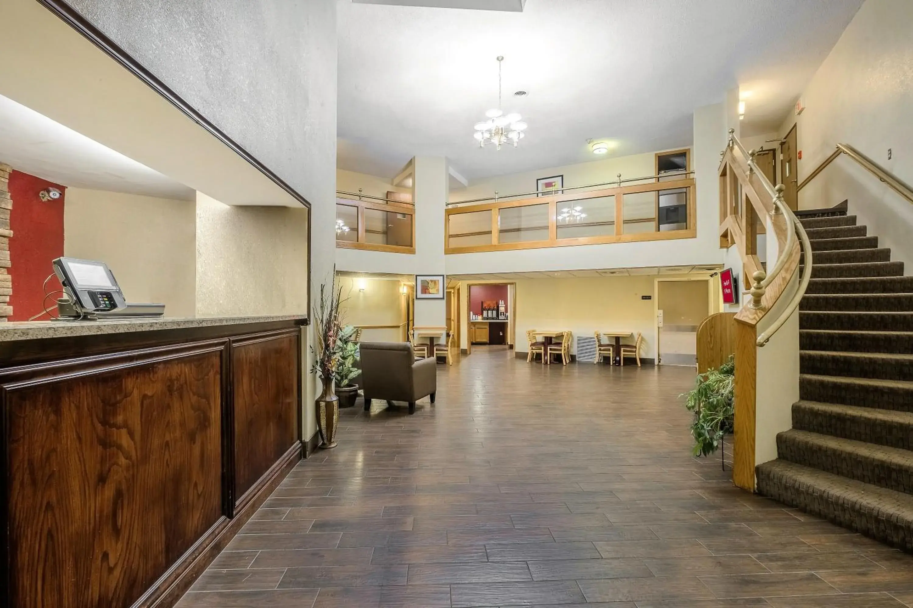 Lobby or reception, Lobby/Reception in Red Roof Inn & Suites Hermitage
