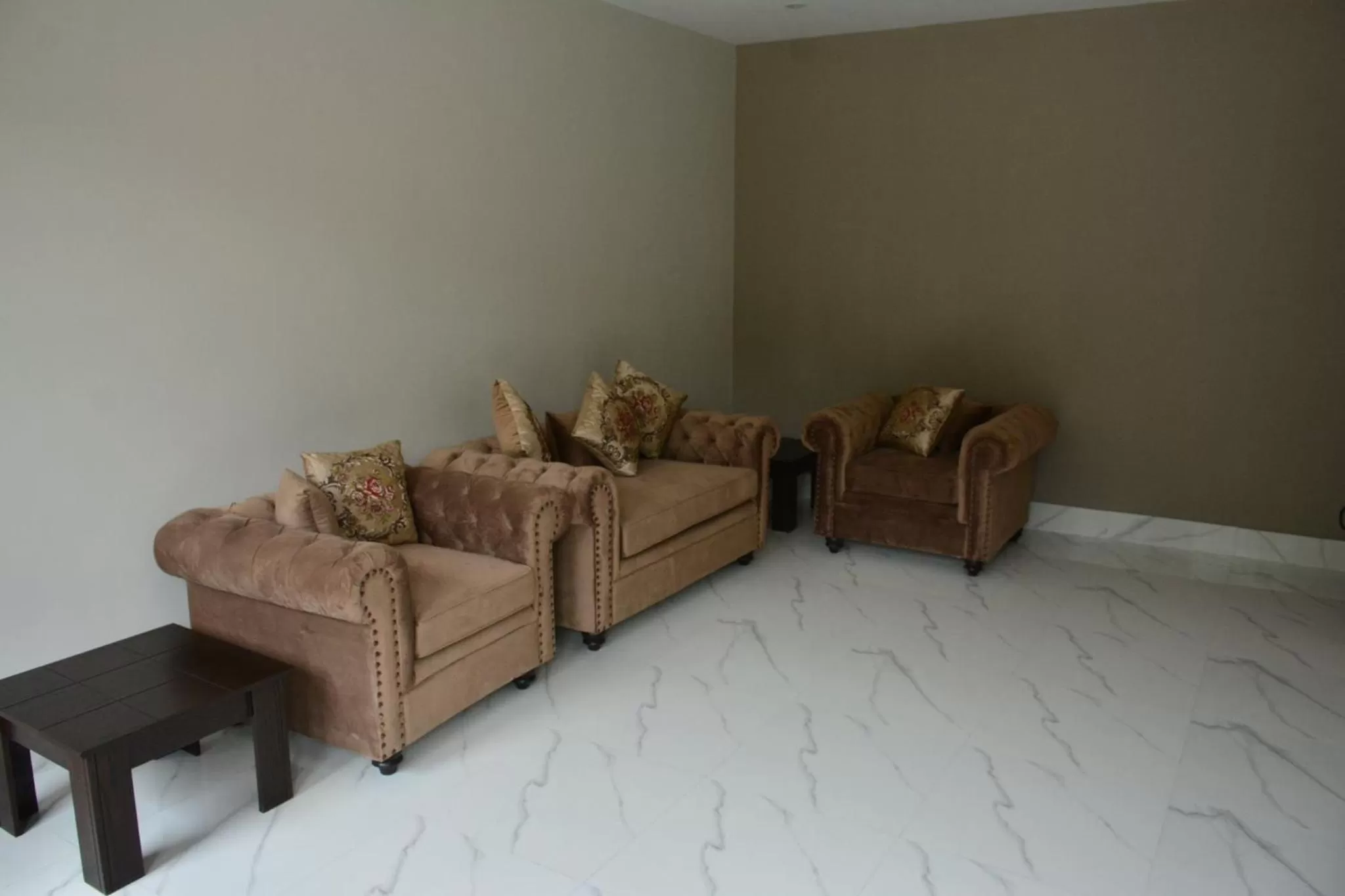 Living room in Hotel La Orilla Muzaffarabad