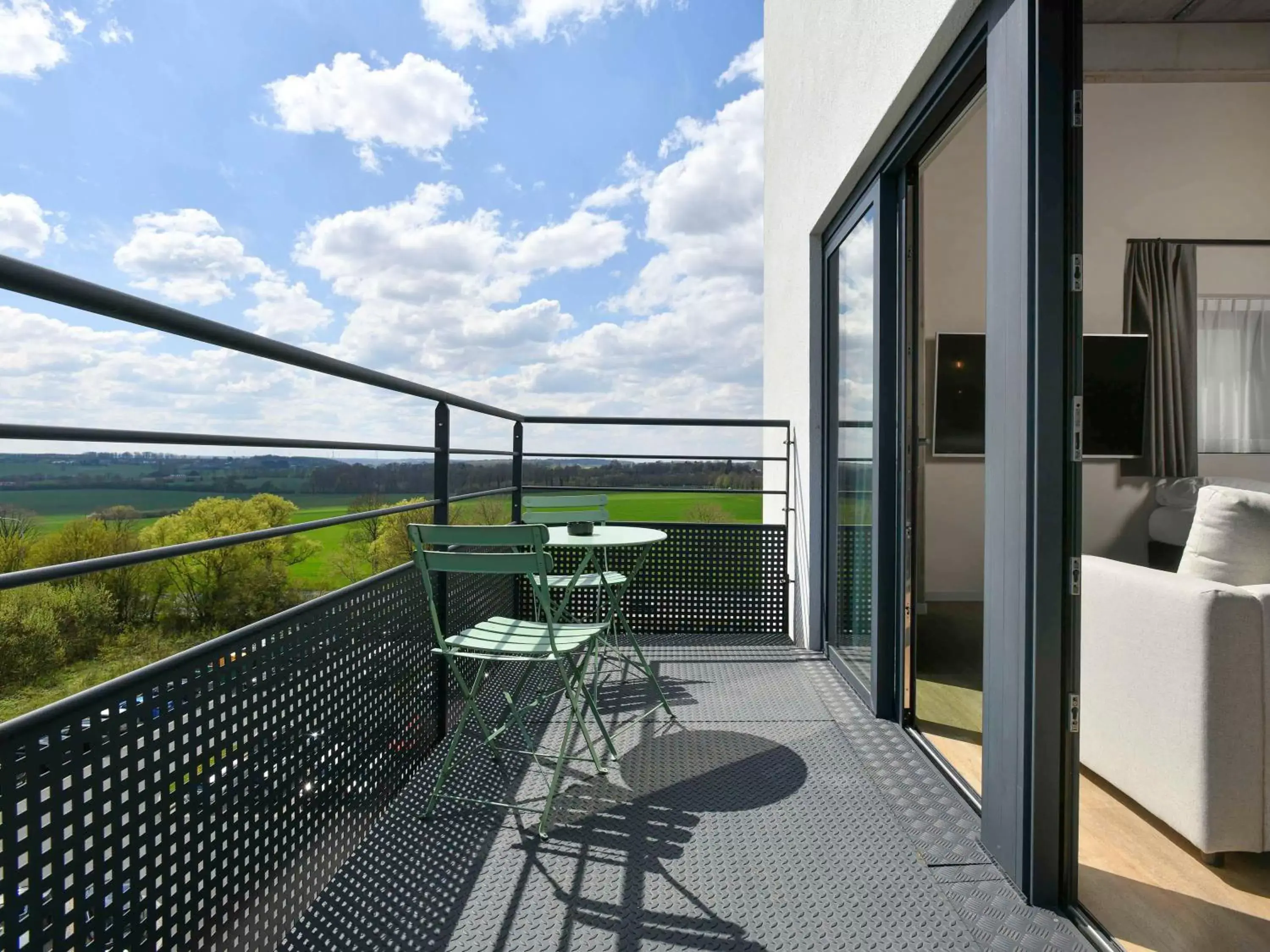 Photo of the whole room, Balcony/Terrace in ibis Styles Namur