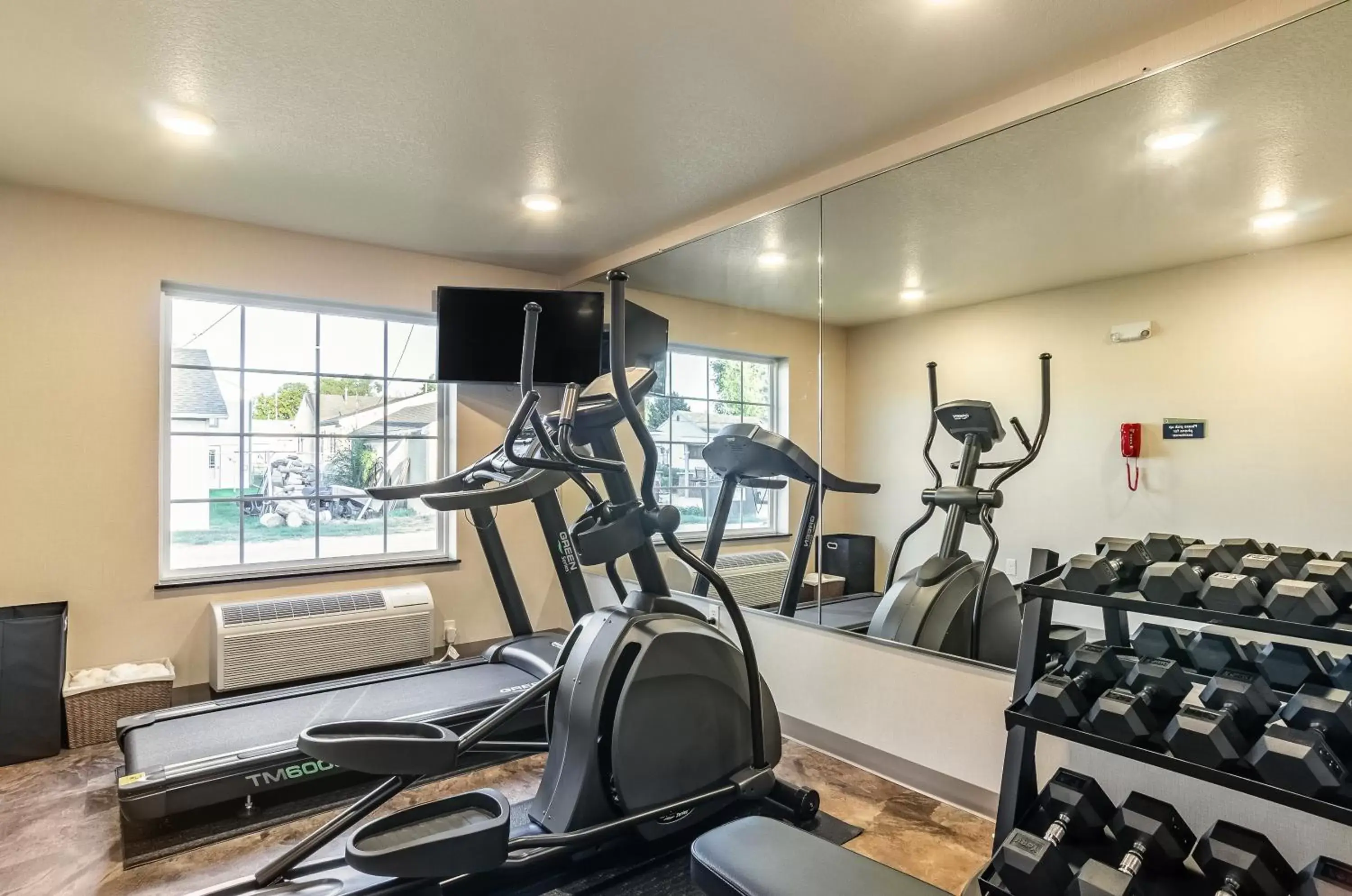Fitness centre/facilities, Fitness Center/Facilities in Cobblestone Inn & Suites - Bridgeport
