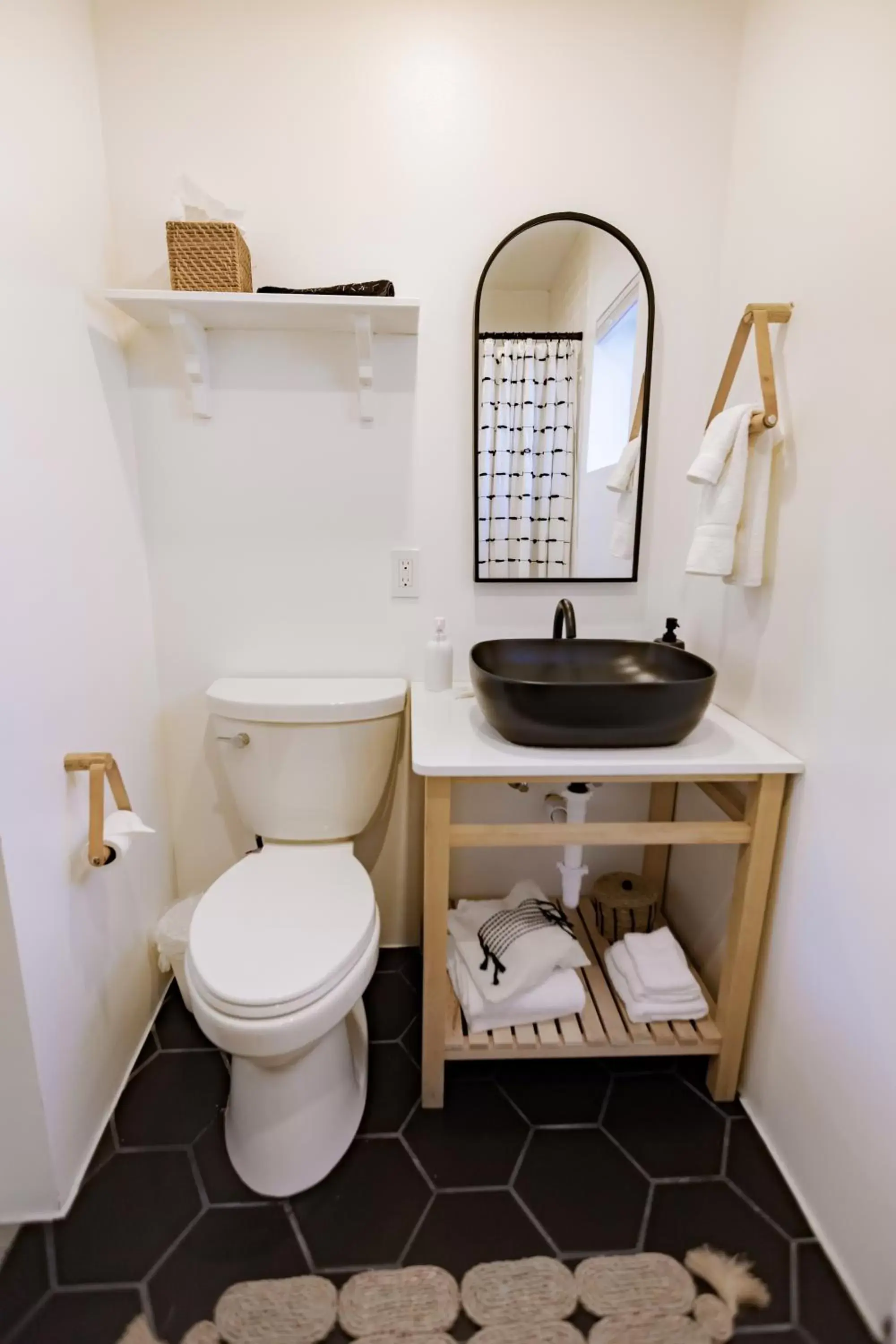 Toilet, Bathroom in The Mystic Santa Fe