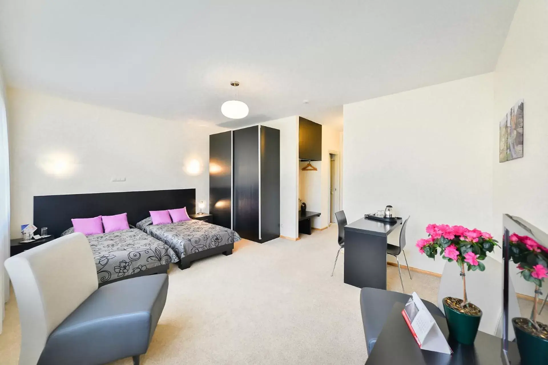 Twin Room in Hotel Vantis Riverside Twin Room in Hotel Vantis Riverside