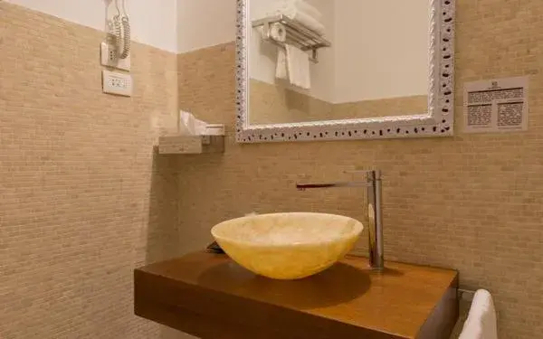 Romantic Double Room with Balcony and Sea View in Main Palace Hotel Romantic Double Room with Balcony and Sea View in Main Palace Hotel