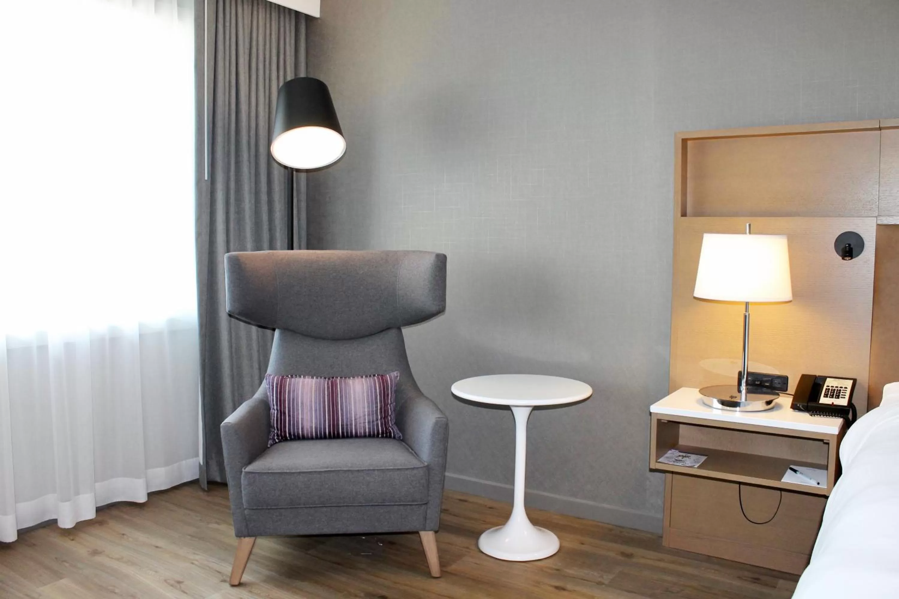 Seating area in Oneida Casino Hotel