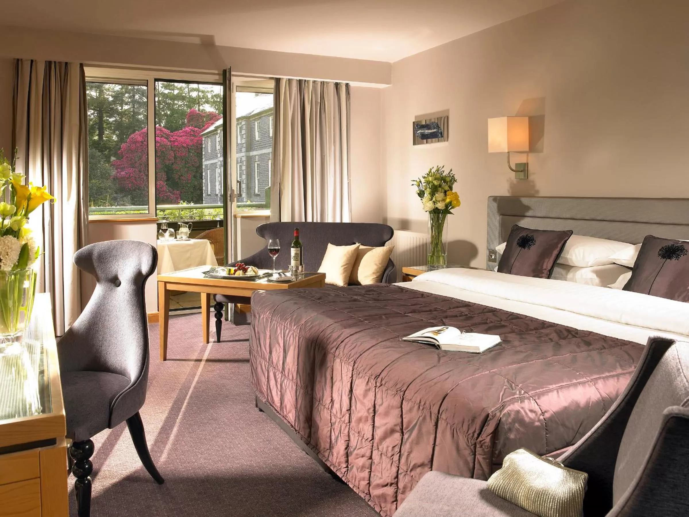 Bedroom, Bed in Maryborough Hotel & Spa