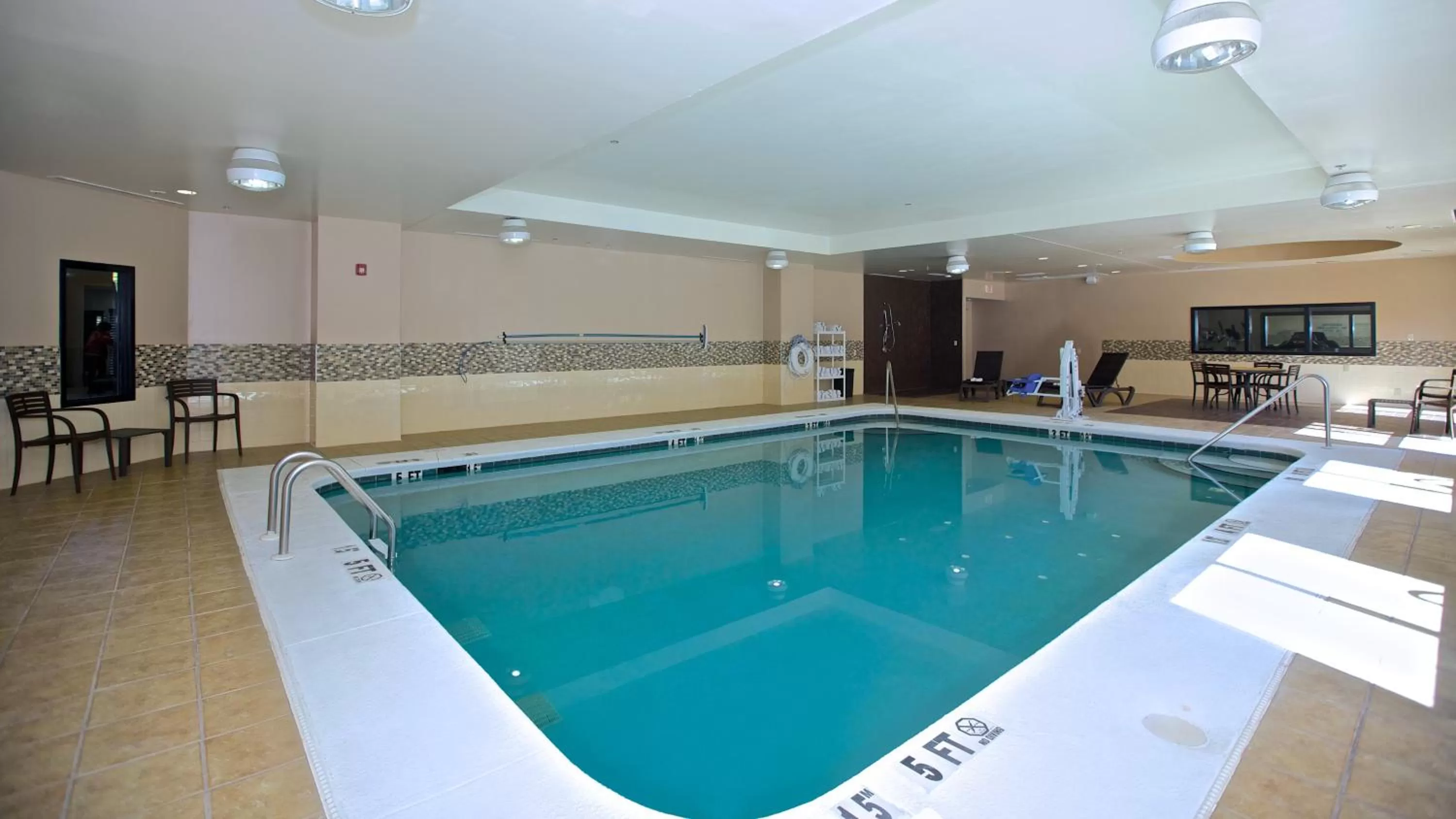 Swimming pool in Holiday Inn Express & Suites Atlanta NE- Duluth by IHG