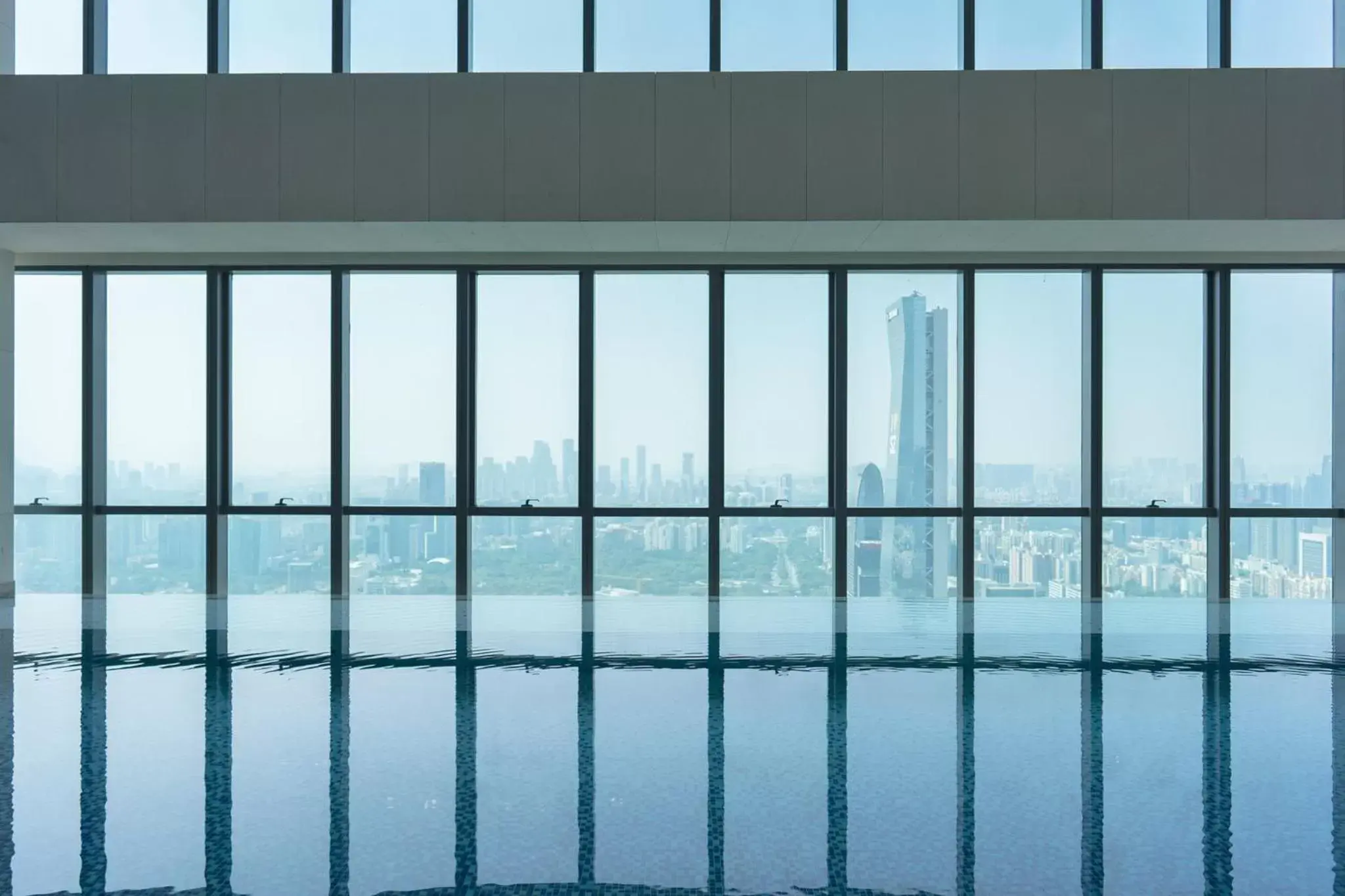 Swimming pool in Crowne Plaza Shenzhen Nanshan by IHG Swimming pool in Crowne Plaza Shenzhen Nanshan by IHG