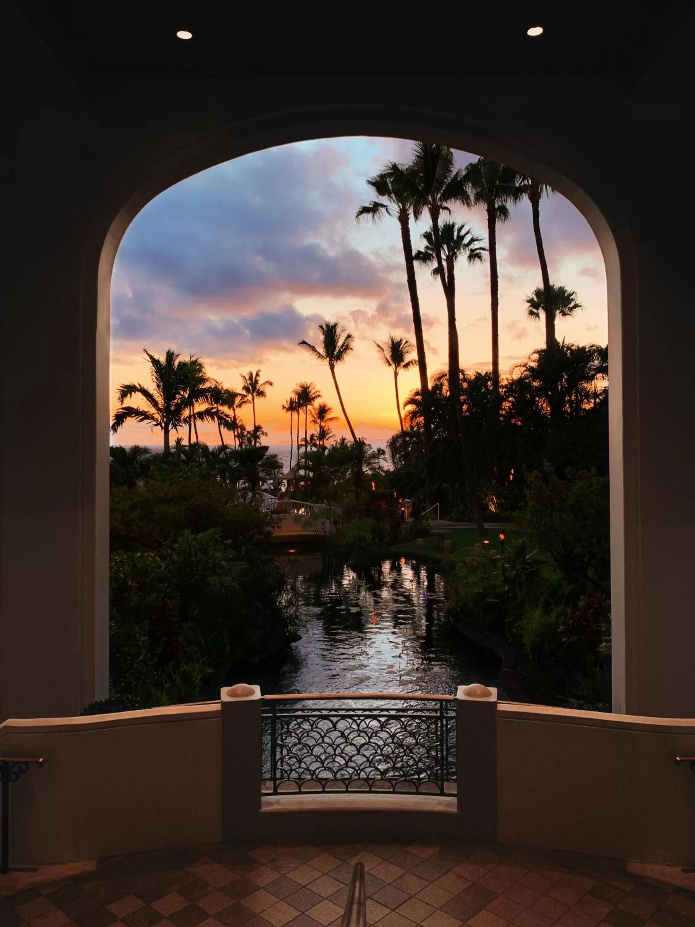 Restaurant/places to eat in Fairmont Kea Lani, Maui