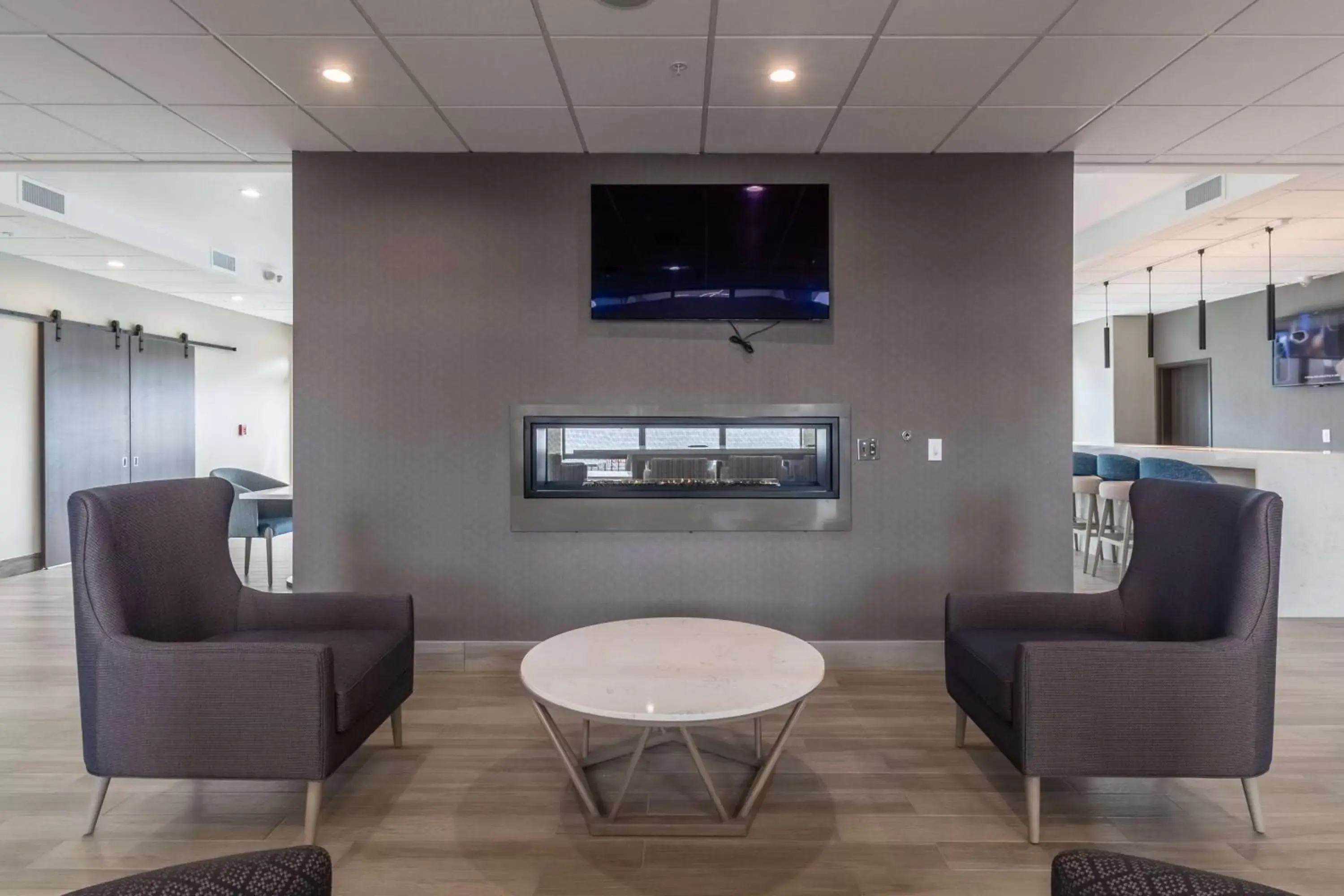 Lobby or reception, Seating Area in Best Western Plus Tacoma Hotel