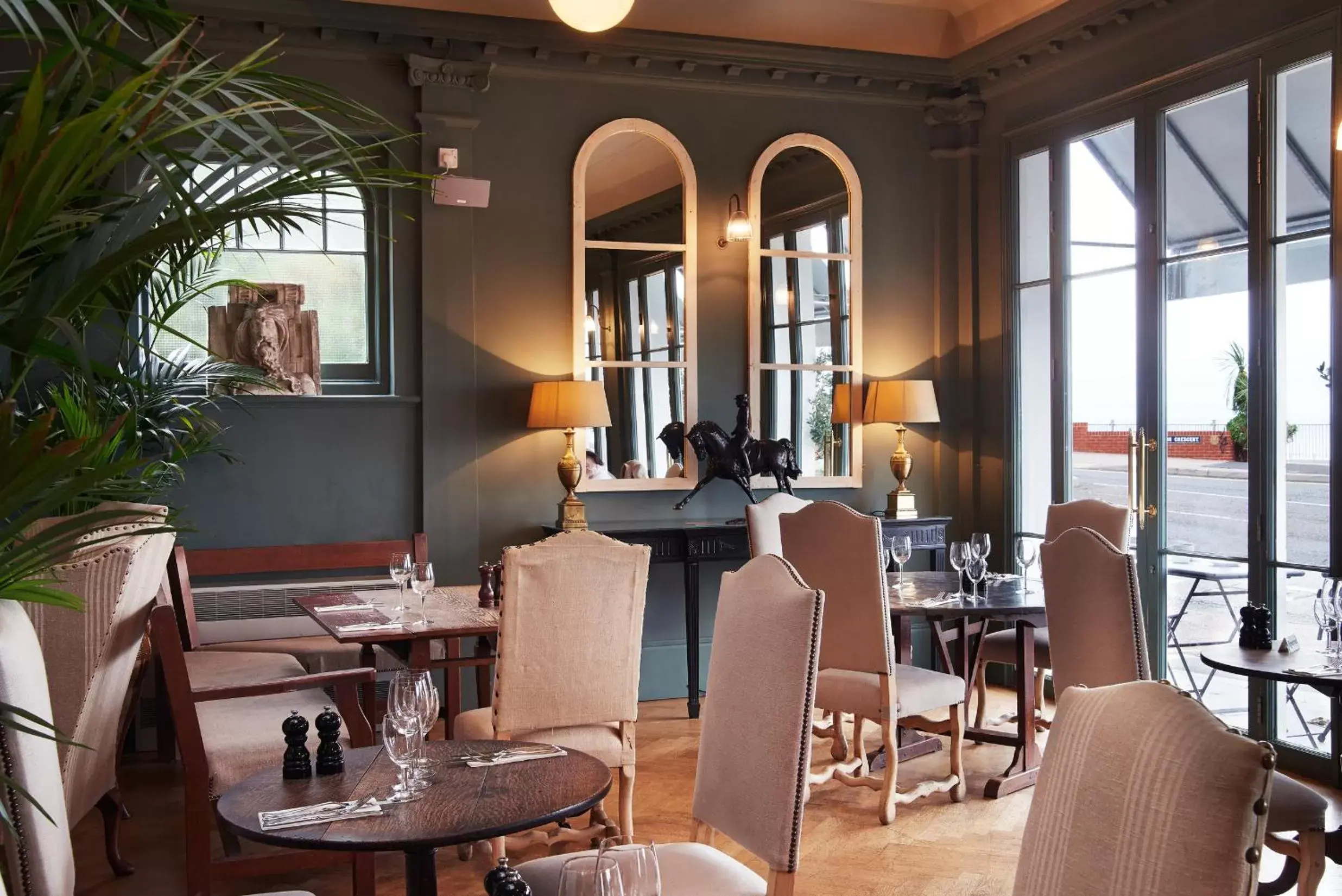 Restaurant/Places to Eat in Albion House at Ramsgate