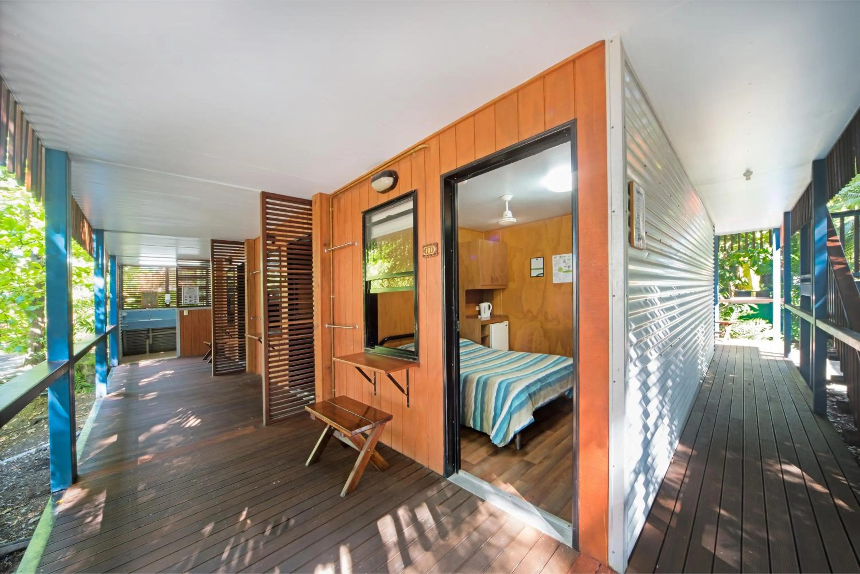 Patio, Bed in Airlie Beach Magnums - Adults Only