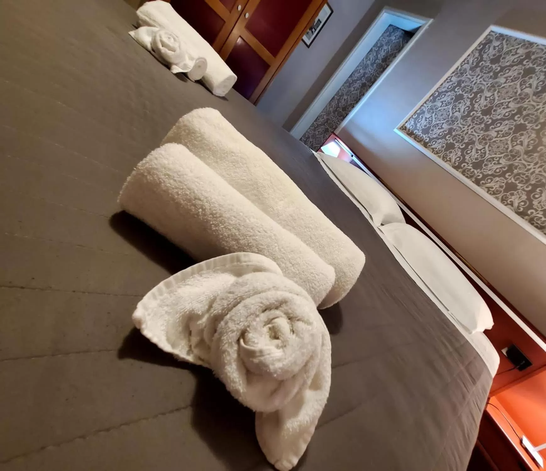 Bedroom, Bed in Hotel Fedora