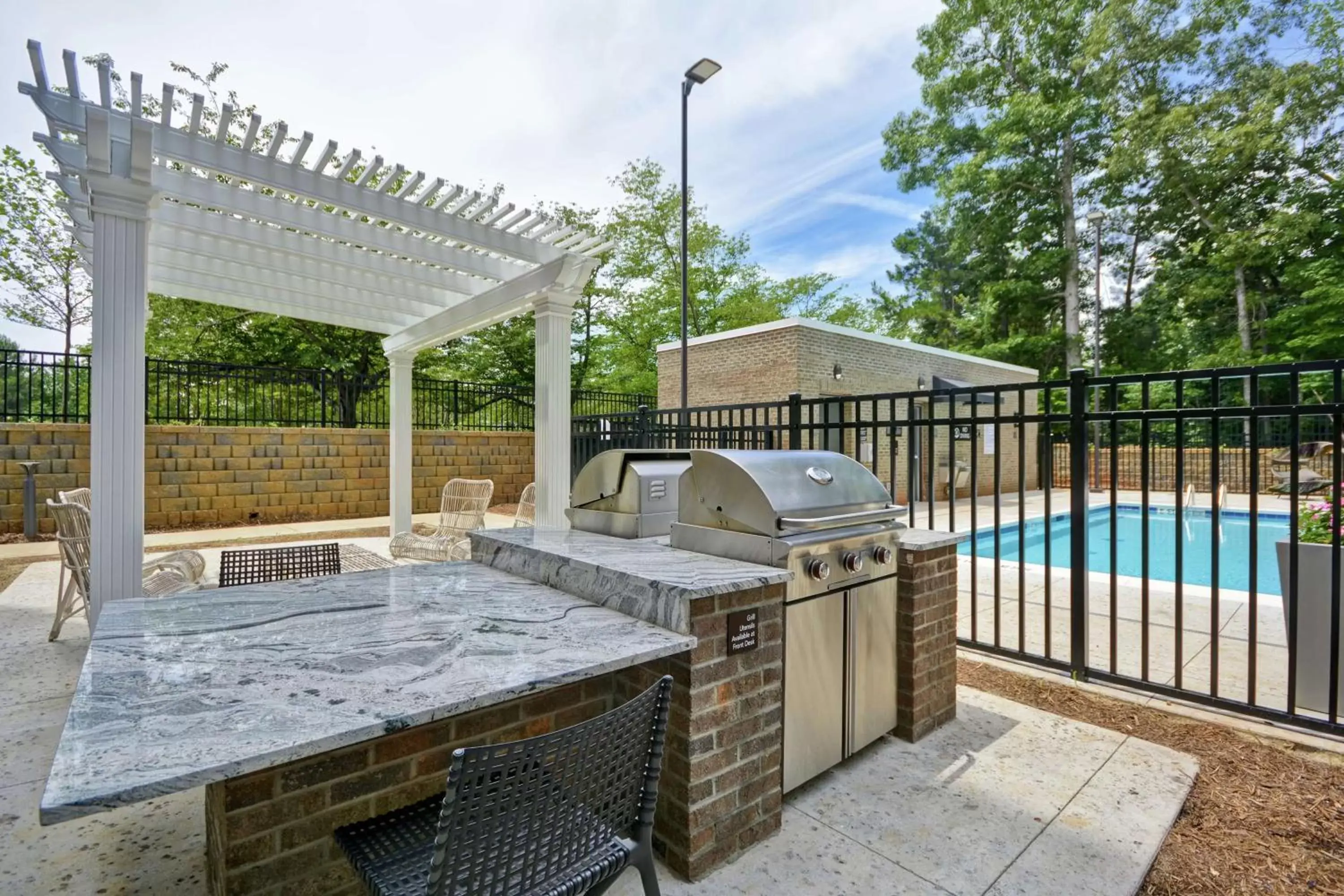 Patio in Homewood Suites by Hilton Raleigh Cary I-40