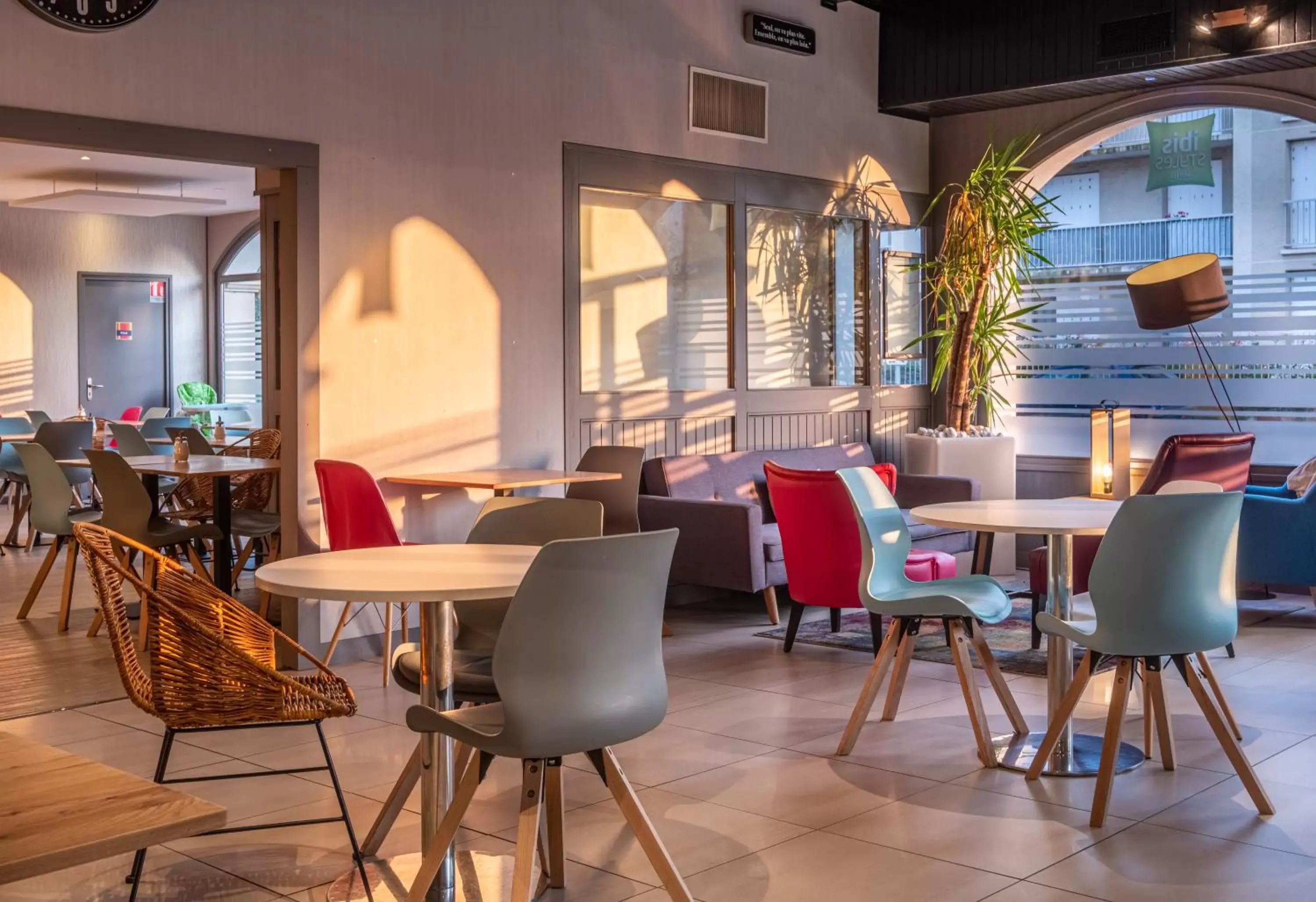 Restaurant/places to eat in ibis Styles Blois Centre Gare Restaurant/places to eat in ibis Styles Blois Centre Gare