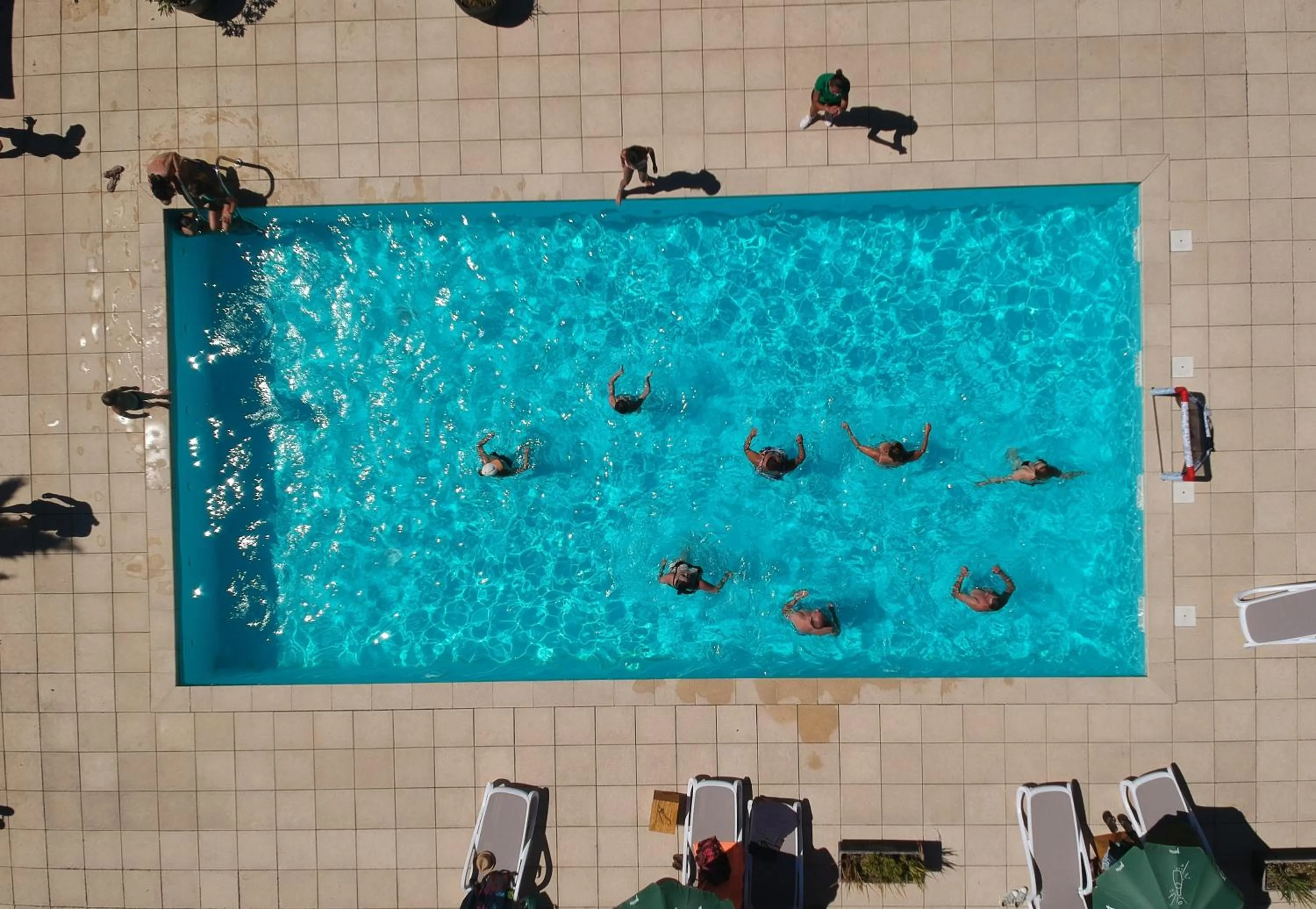 Swimming pool, Pool View in Hôtel CAP VERT en Aveyron