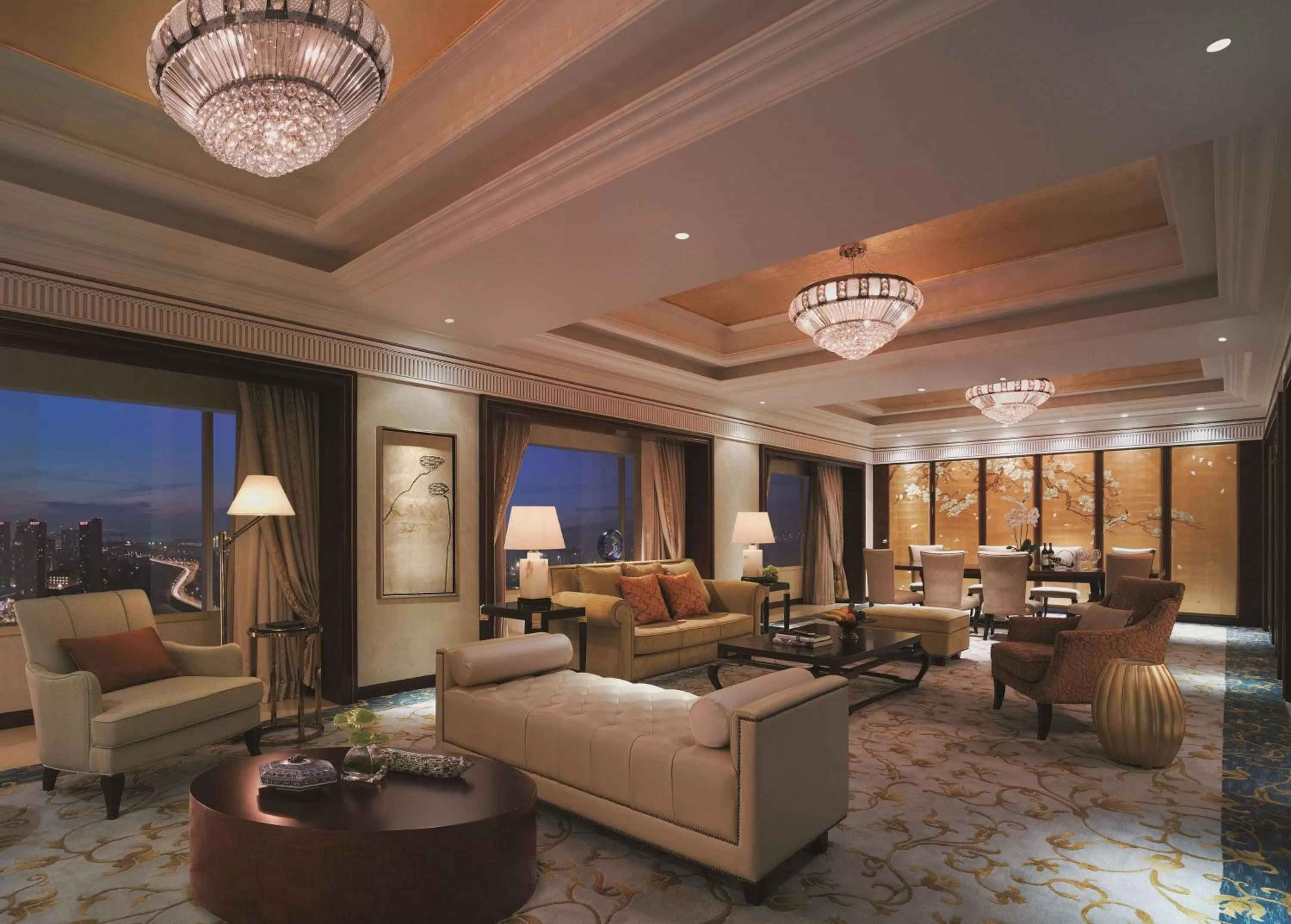 Photo of the whole room in Shangri-La Dalian