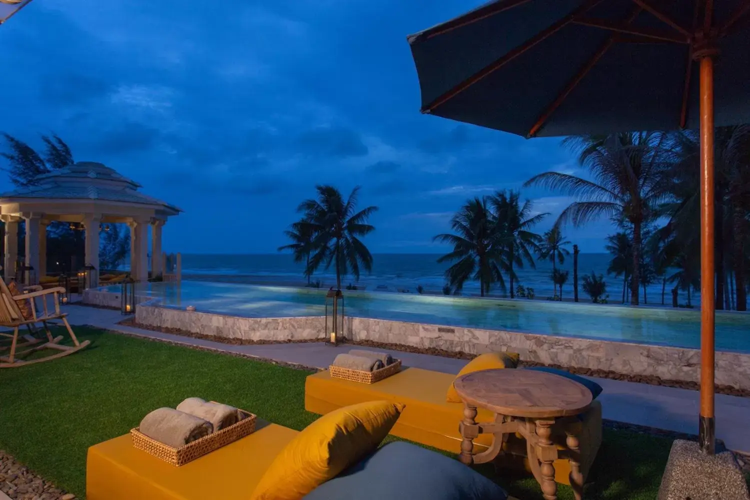 Devasom Khao Lak Beach Resort & Villas