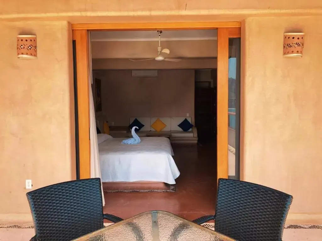 Photo of the whole room, Bed in Villa del Pescador