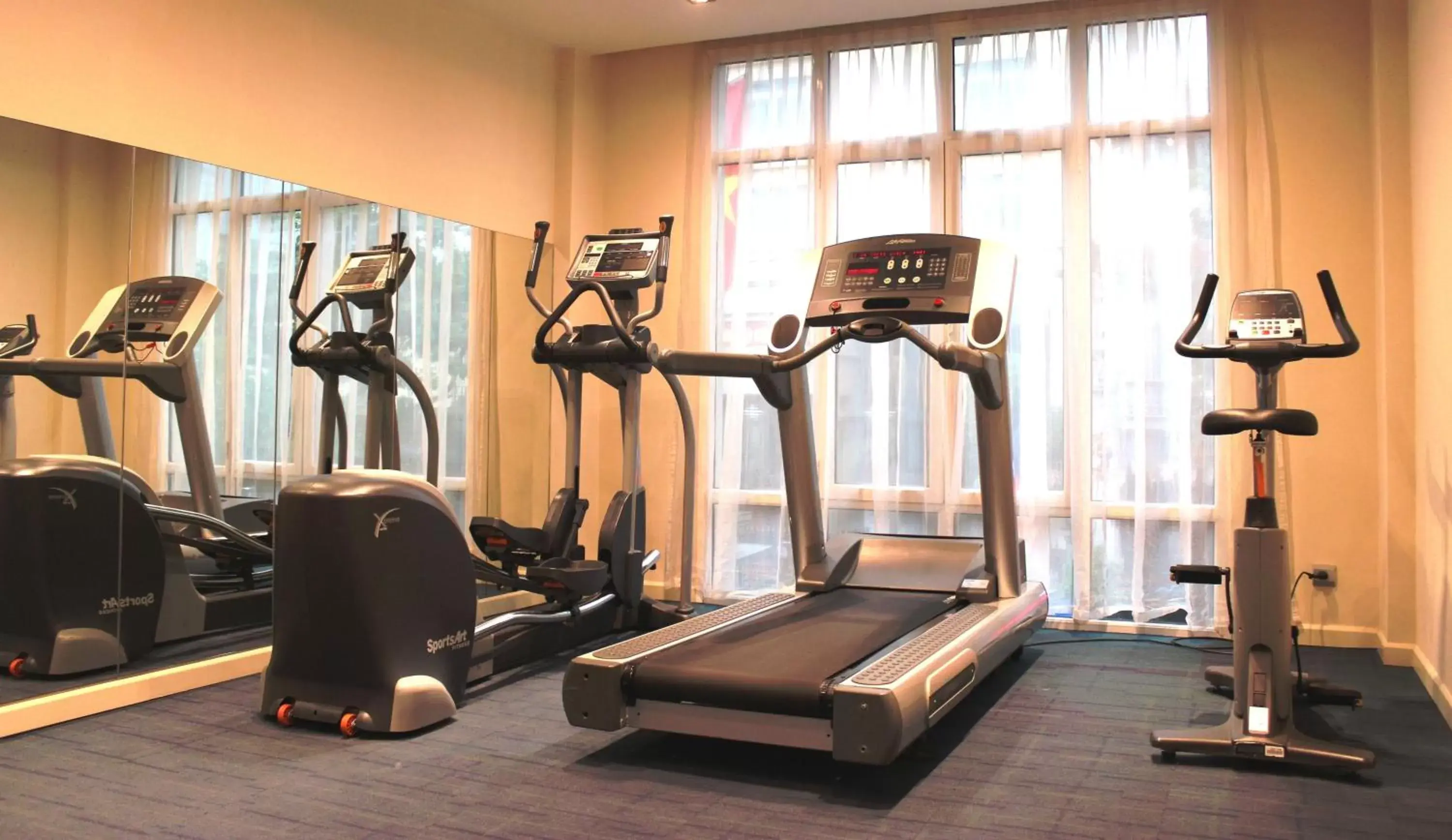 Fitness centre/facilities, Fitness Center/Facilities in Mercure Hanoi La Gare Hotel