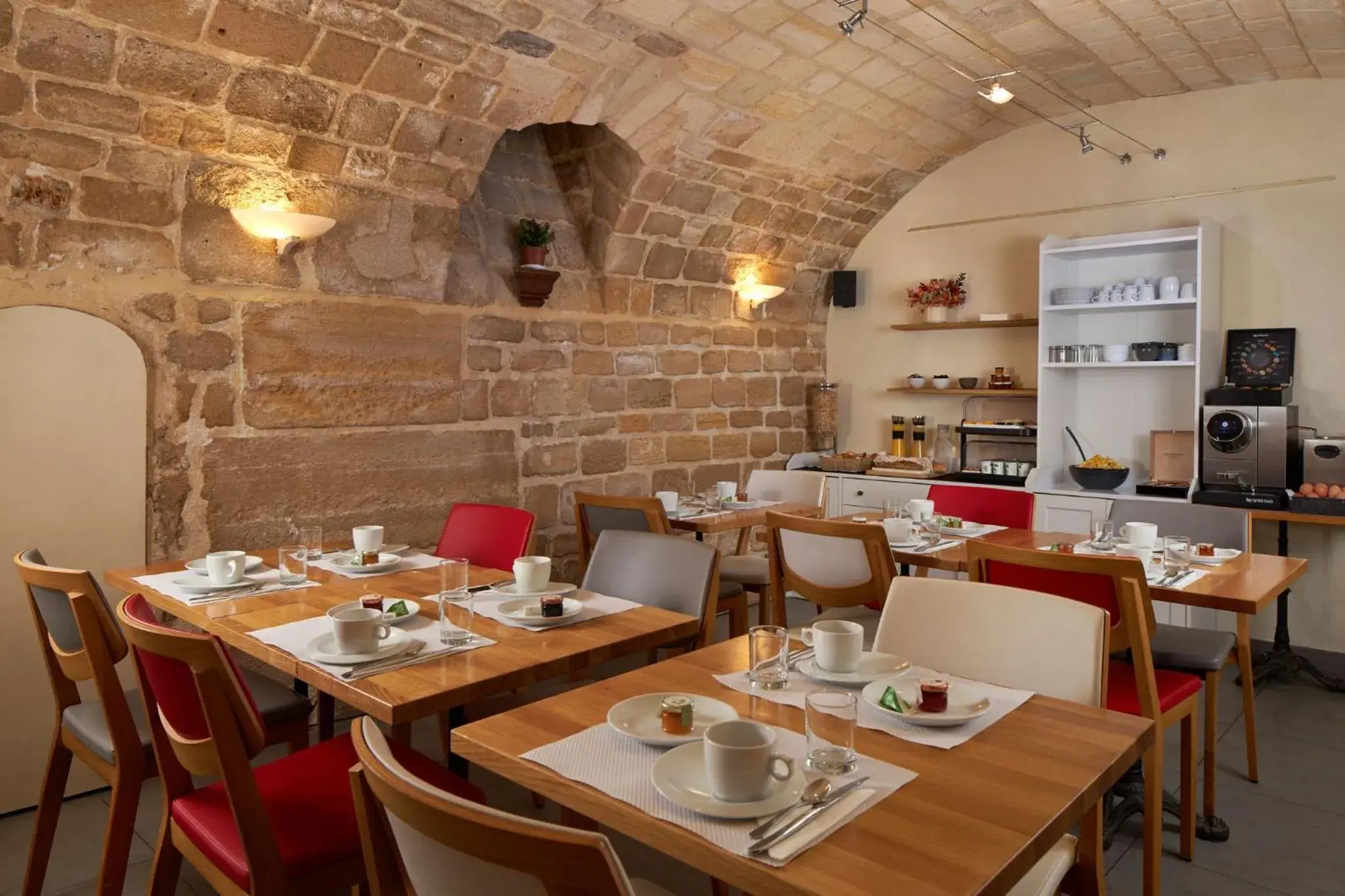 Breakfast, Restaurant/Places to Eat in Grand Hôtel Malher