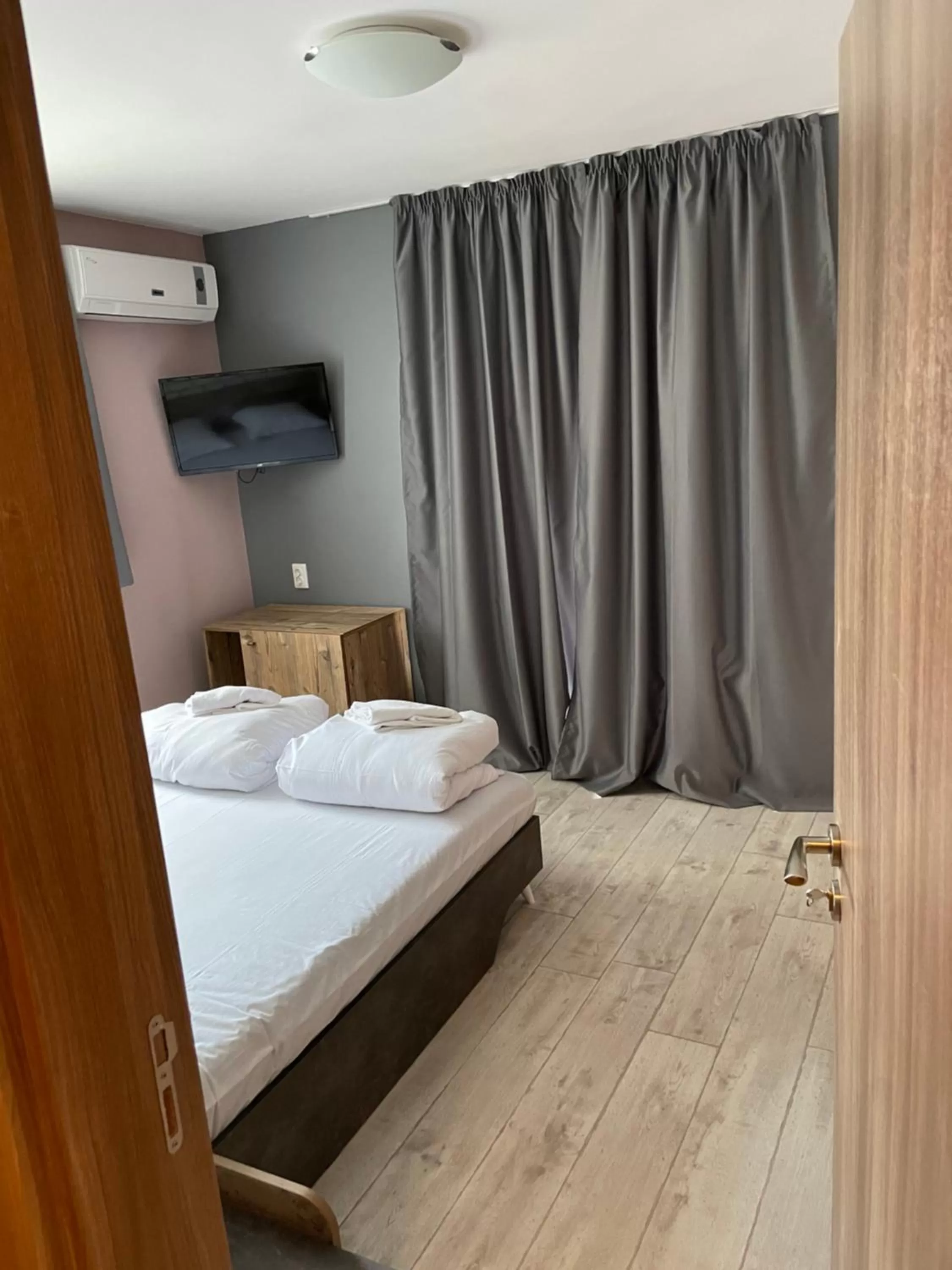 Bed in Family Hotel Malibu