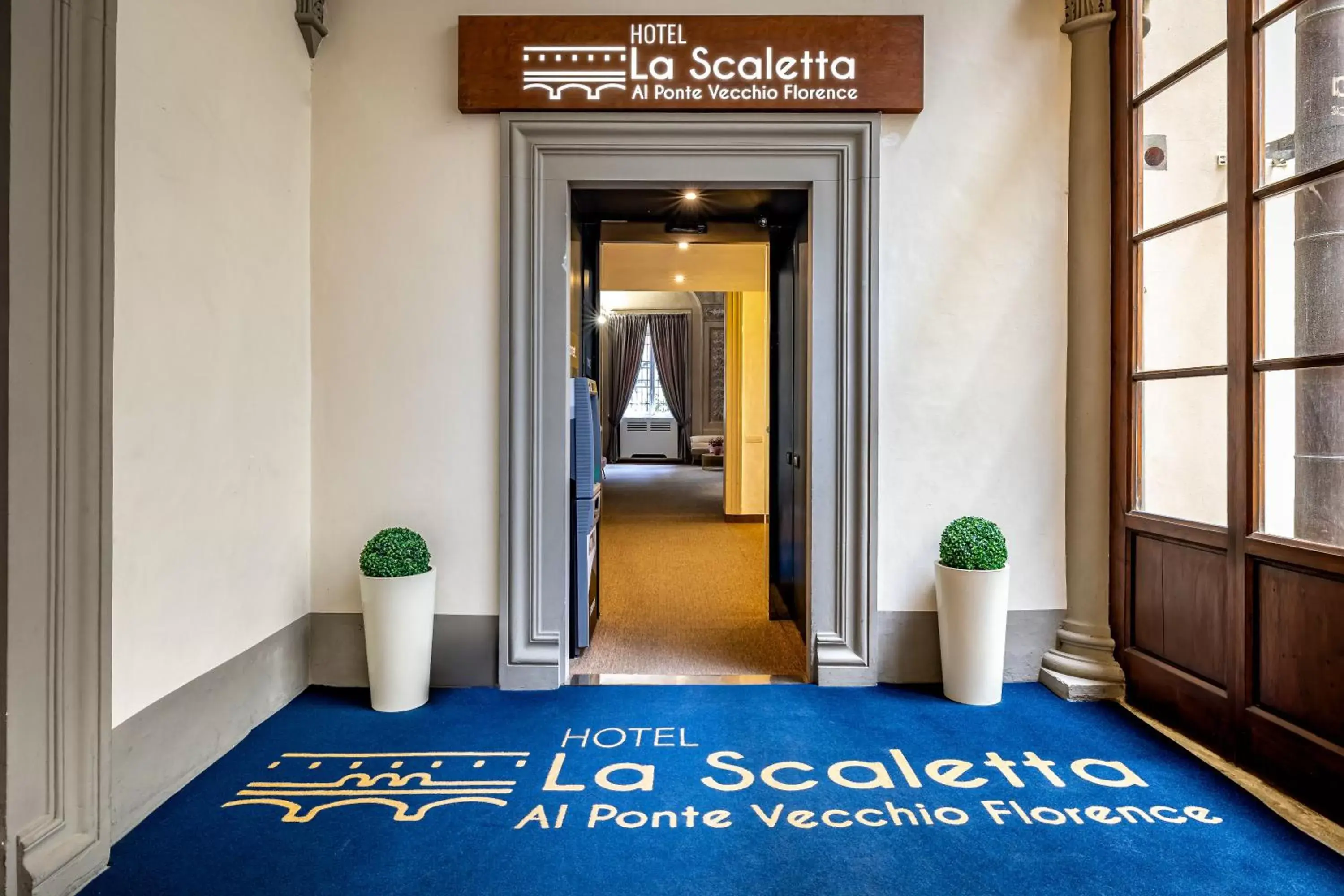 Facade/entrance in Hotel La Scaletta al Ponte Vecchio