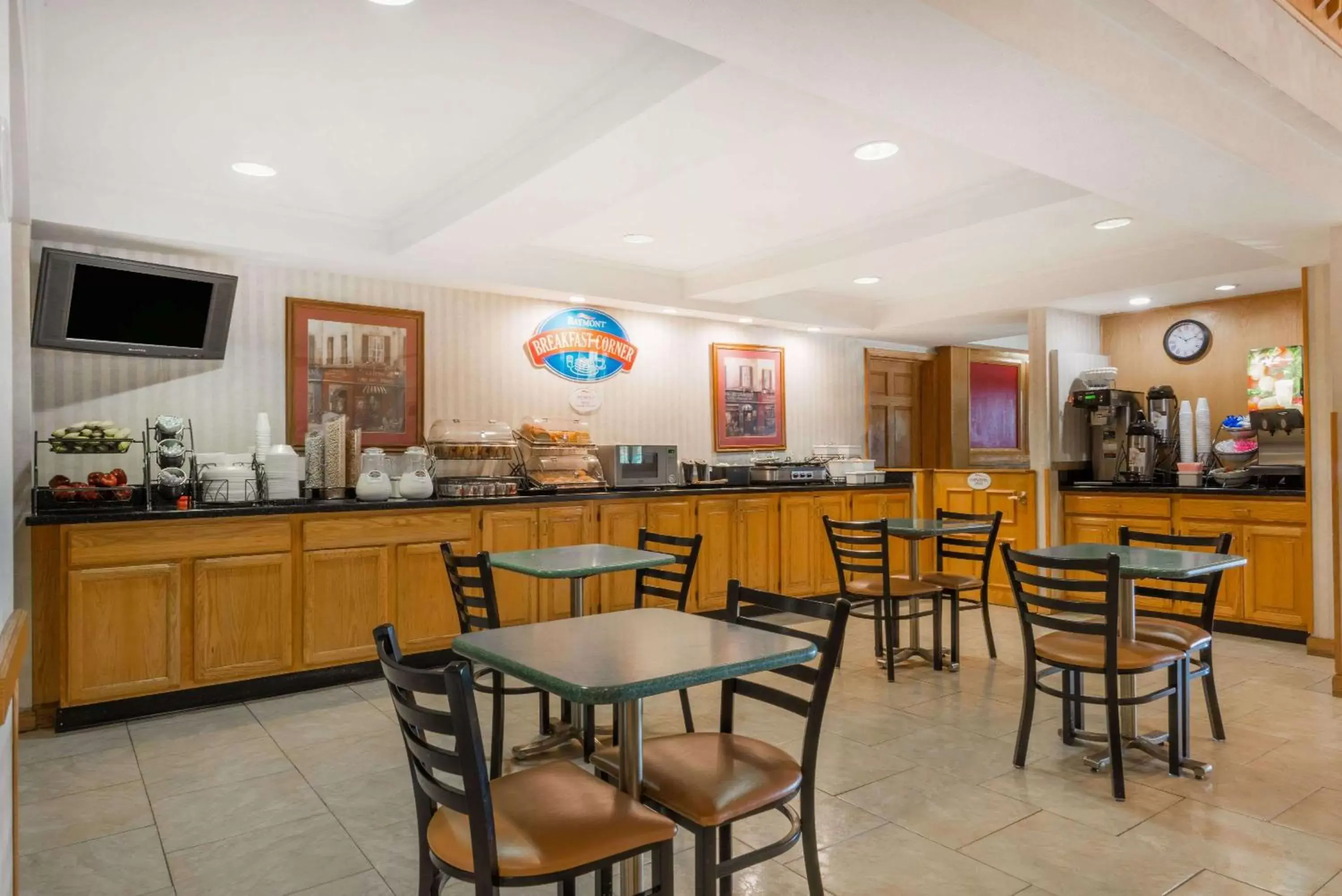Restaurant/Places to Eat in Baymont by Wyndham Plainfield/ Indianapolis Arpt Area