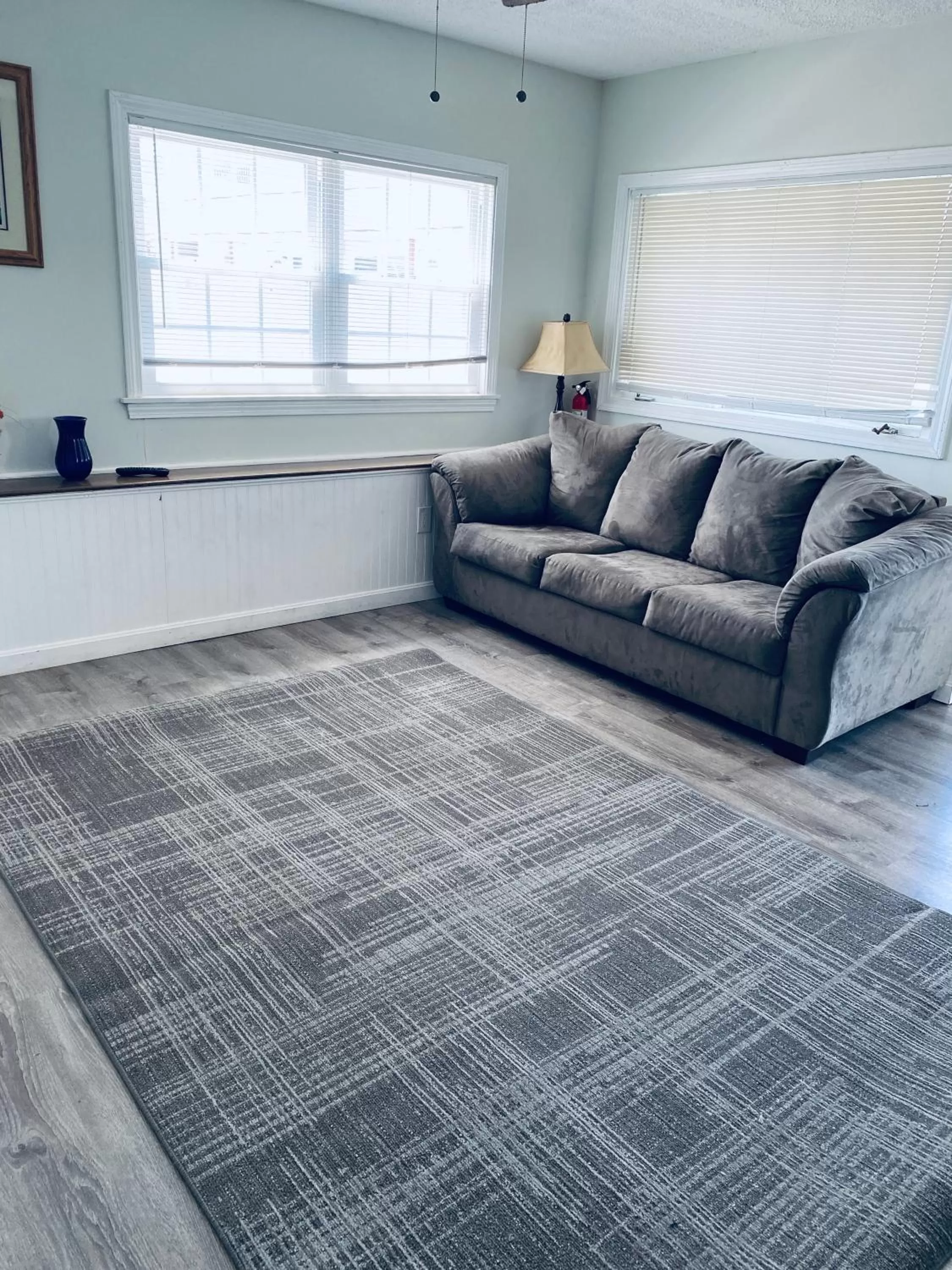 Seating area in Ships Inn