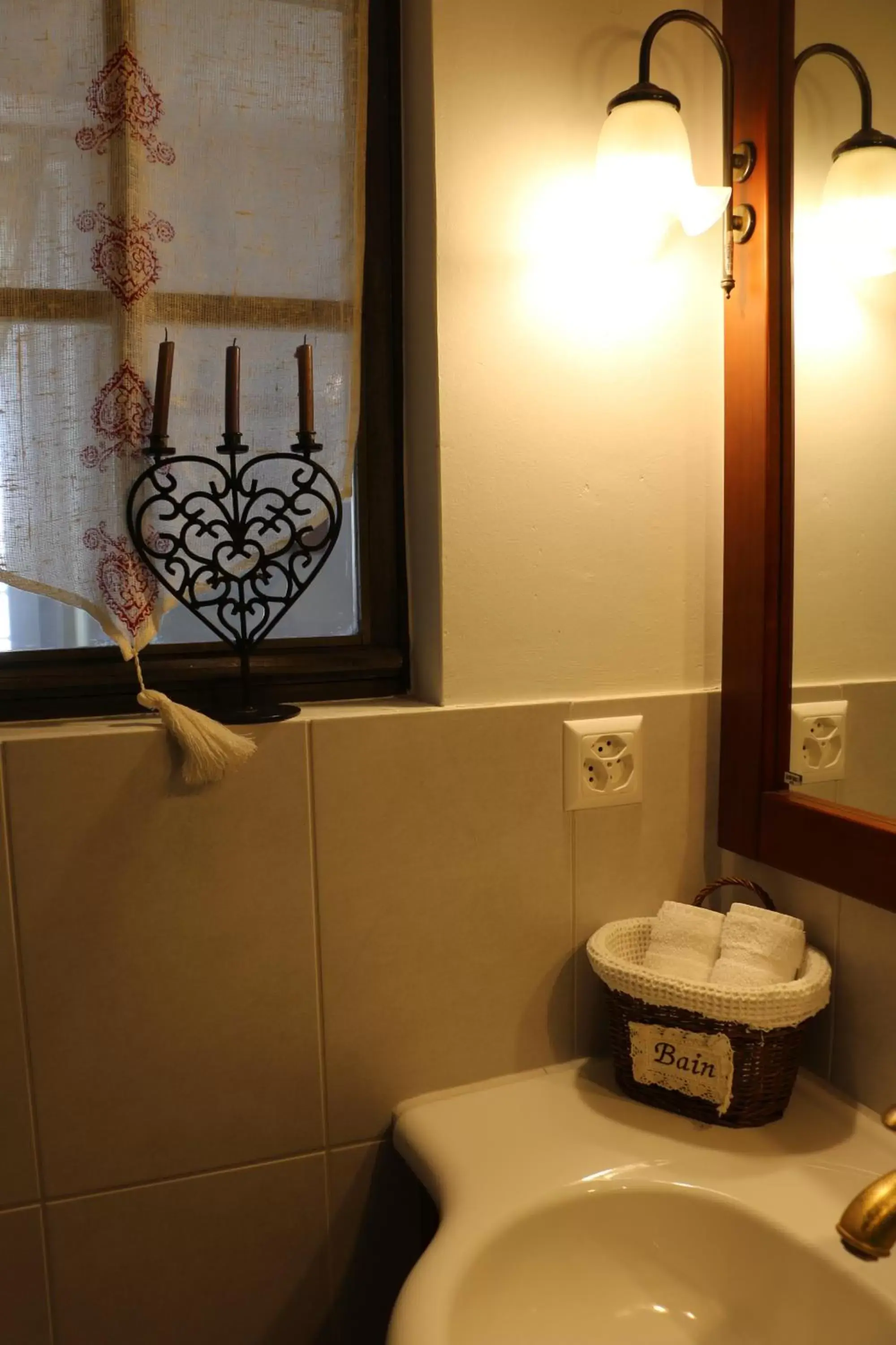 Bathroom in Hostellerie de Genève