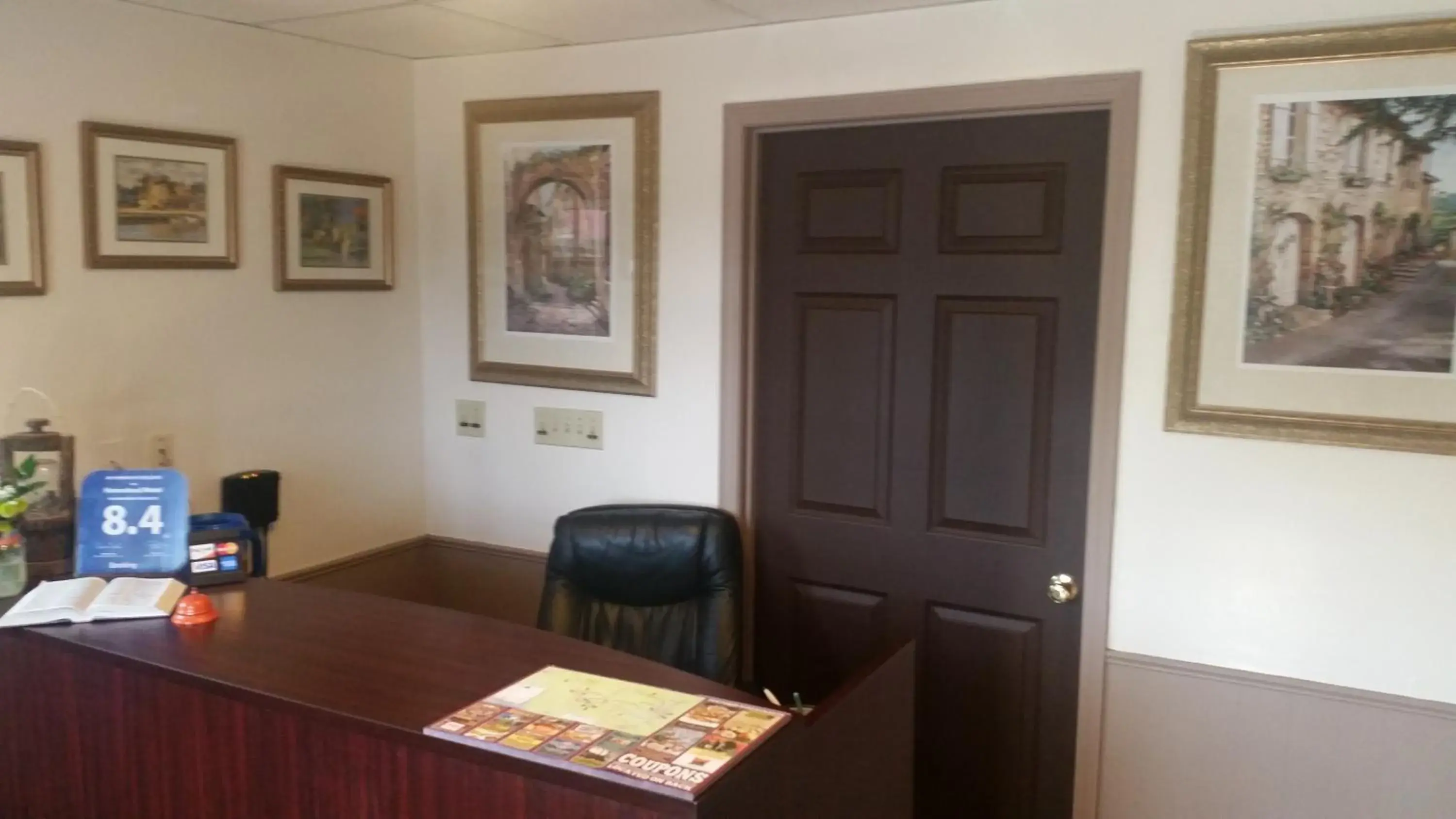 Lobby or reception in Homestead Motel Lobby or reception in Homestead Motel