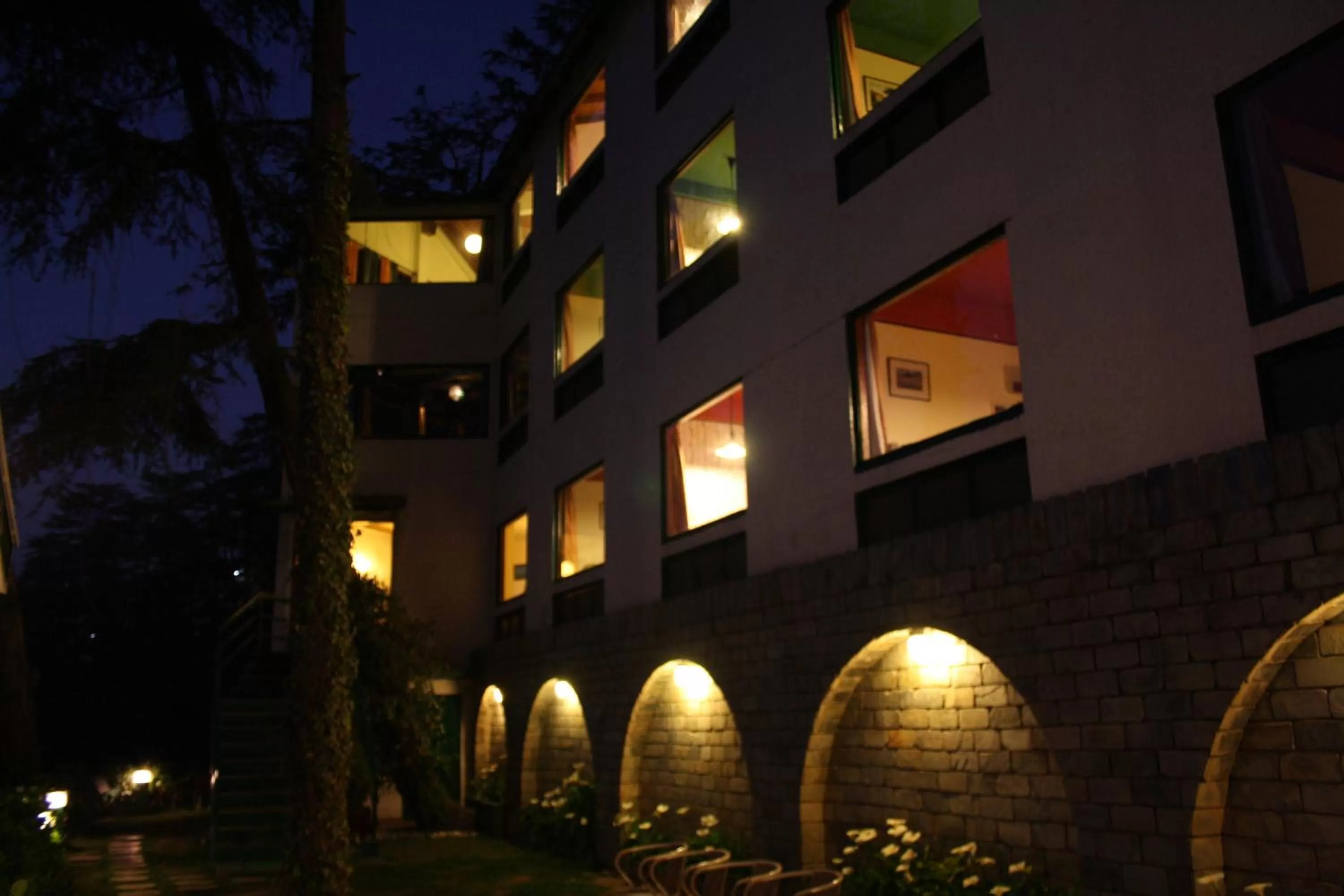 Facade/entrance in Honeymoon Inn Shimla