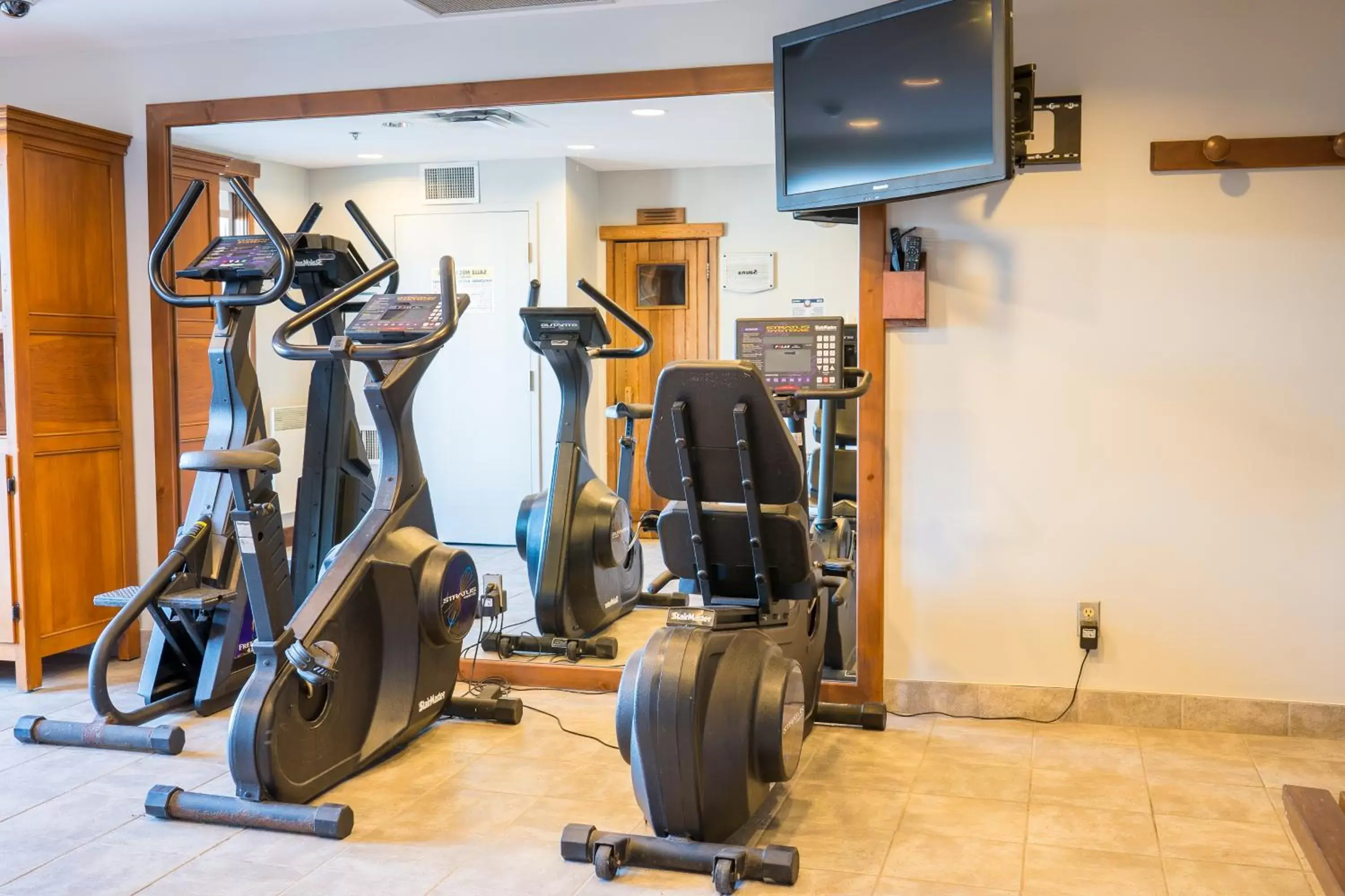 Fitness centre/facilities, Fitness Center/Facilities in La Tour des Voyageurs II