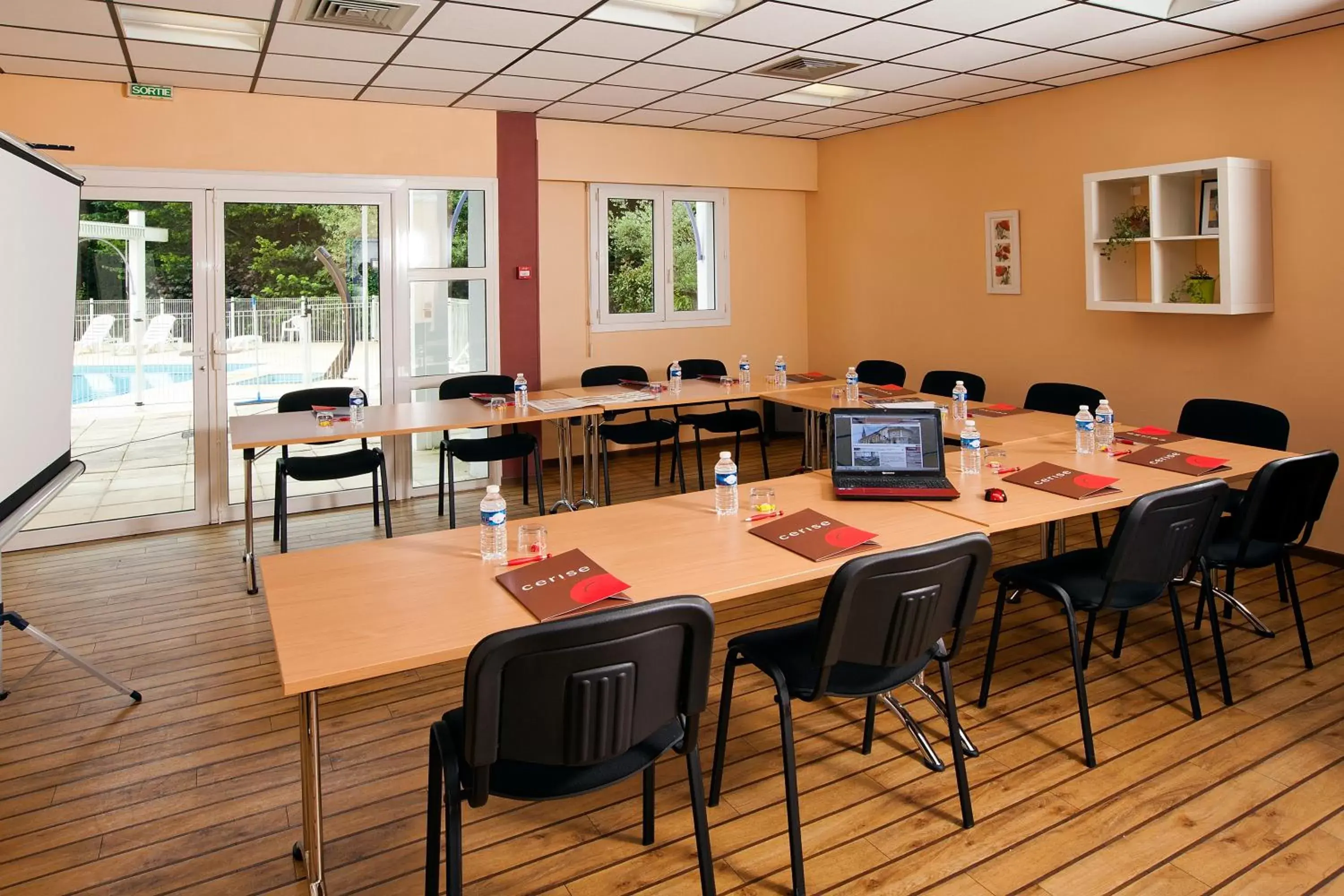 Meeting/conference room in CERISE Dax - Les Jardins du Lac