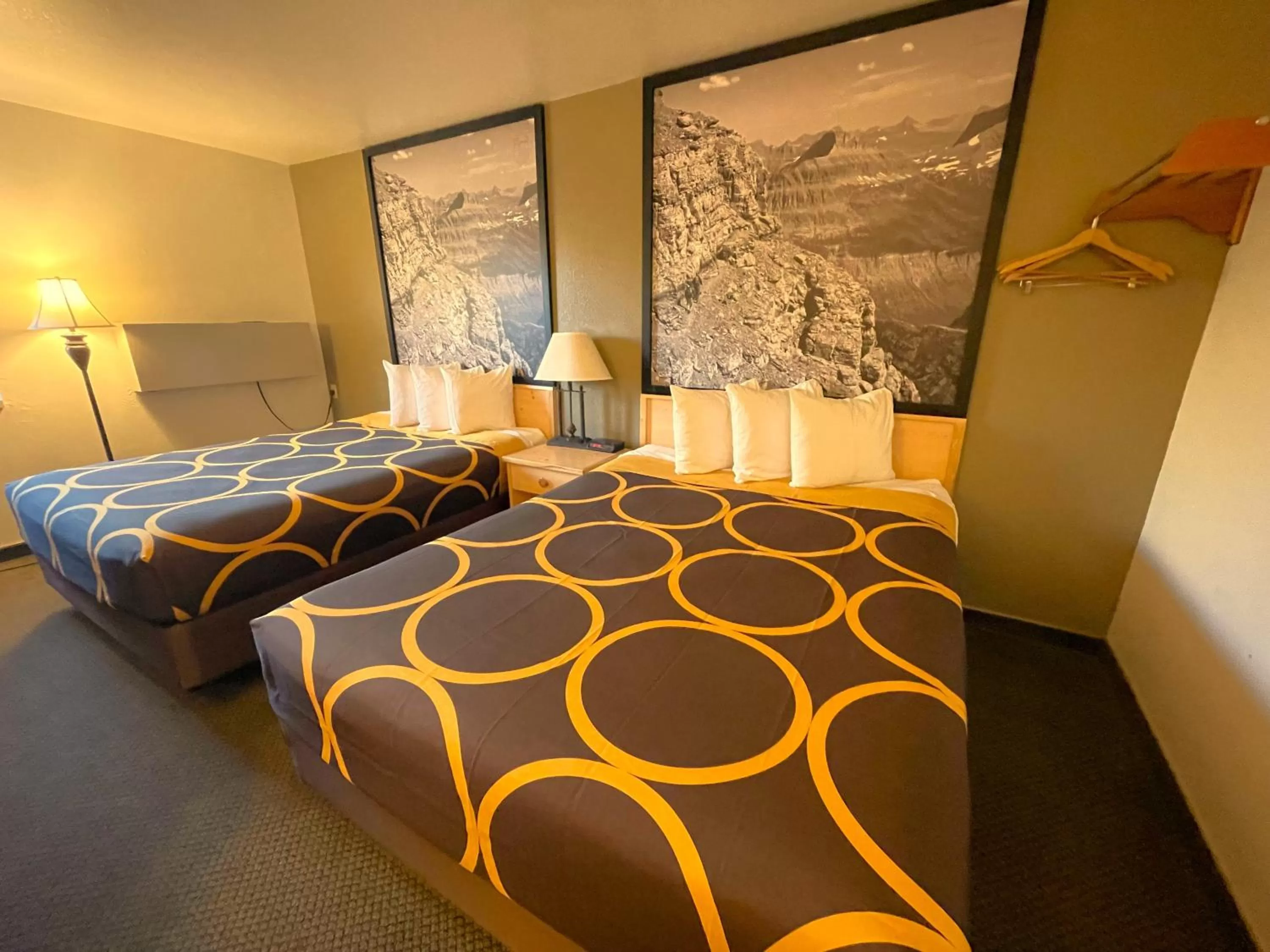 Bedroom, Bed in Super 8 by Wyndham Moscow - Pullman