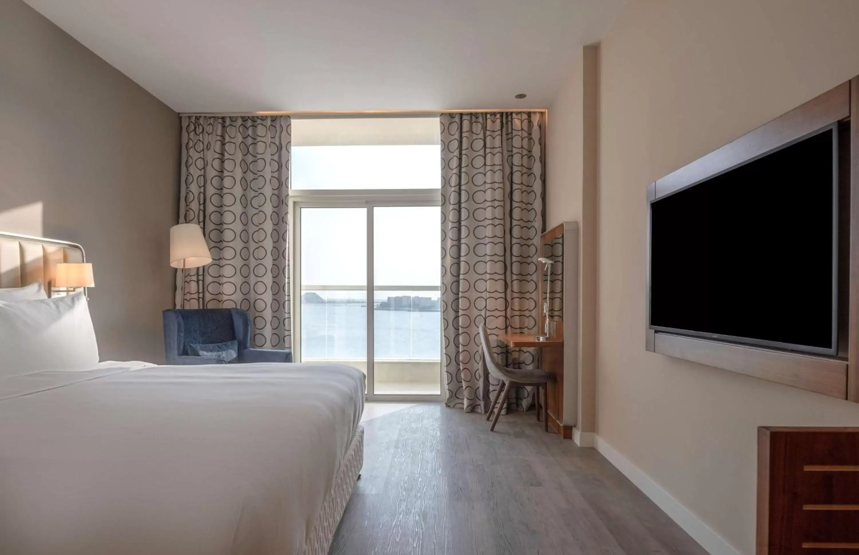 View (from property/room), Bed in Radisson Resort Ras Al Khaimah Marjan Island View (from property/room), Bed in Radisson Resort Ras Al Khaimah Marjan Island