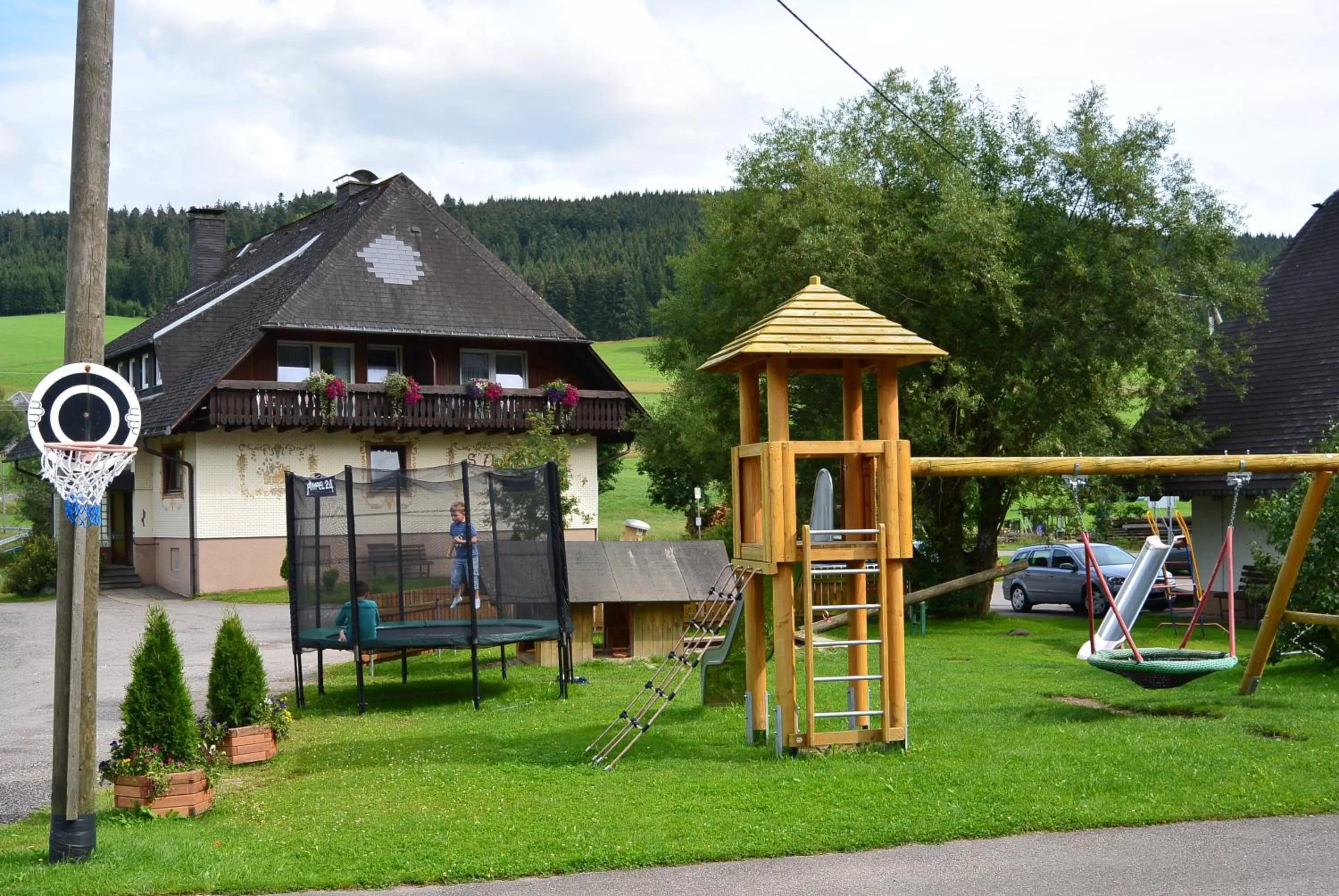 Children play ground in Hotel Zum Löwen - Unteres Wirtshaus