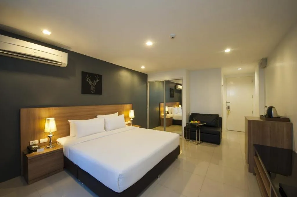 Bed in Marigold Sukhumvit - Free Shuttle to BTS Bearing Station