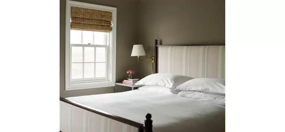 Bedroom, Bed in The Quogue Club