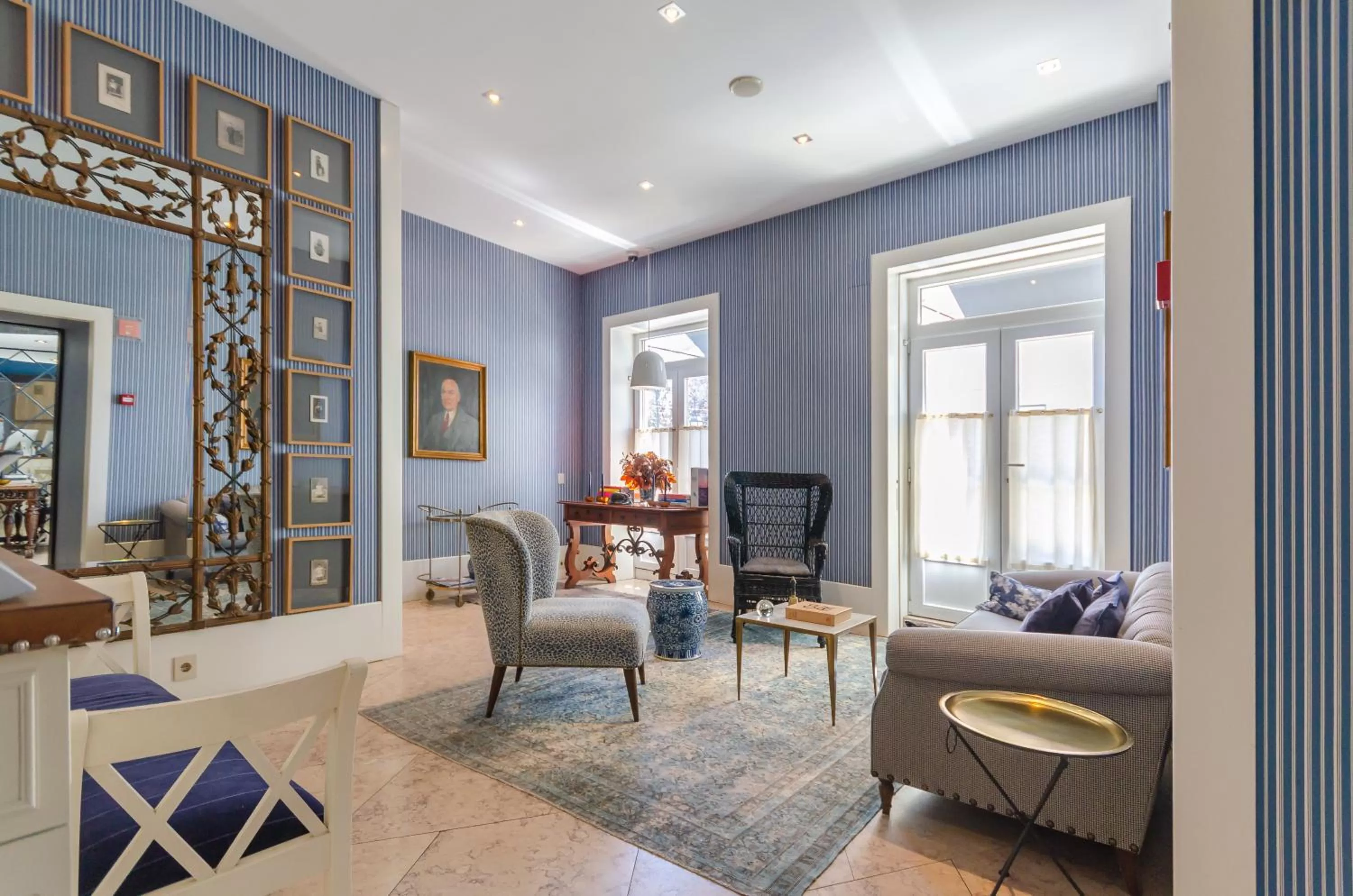 Lobby or reception in Lx Boutique Hotel