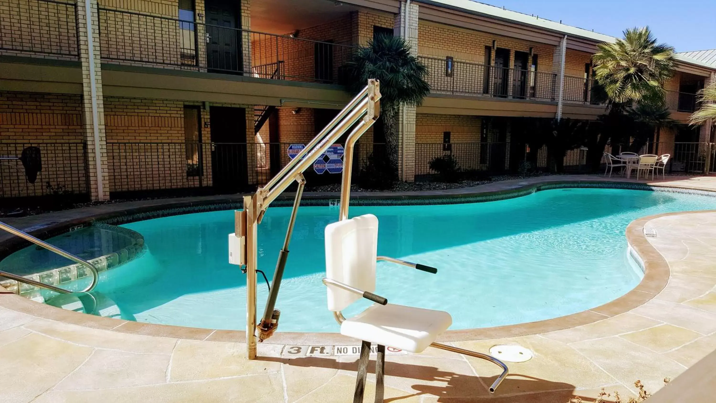 Swimming Pool in Best Western near Lackland AFB Sea World
