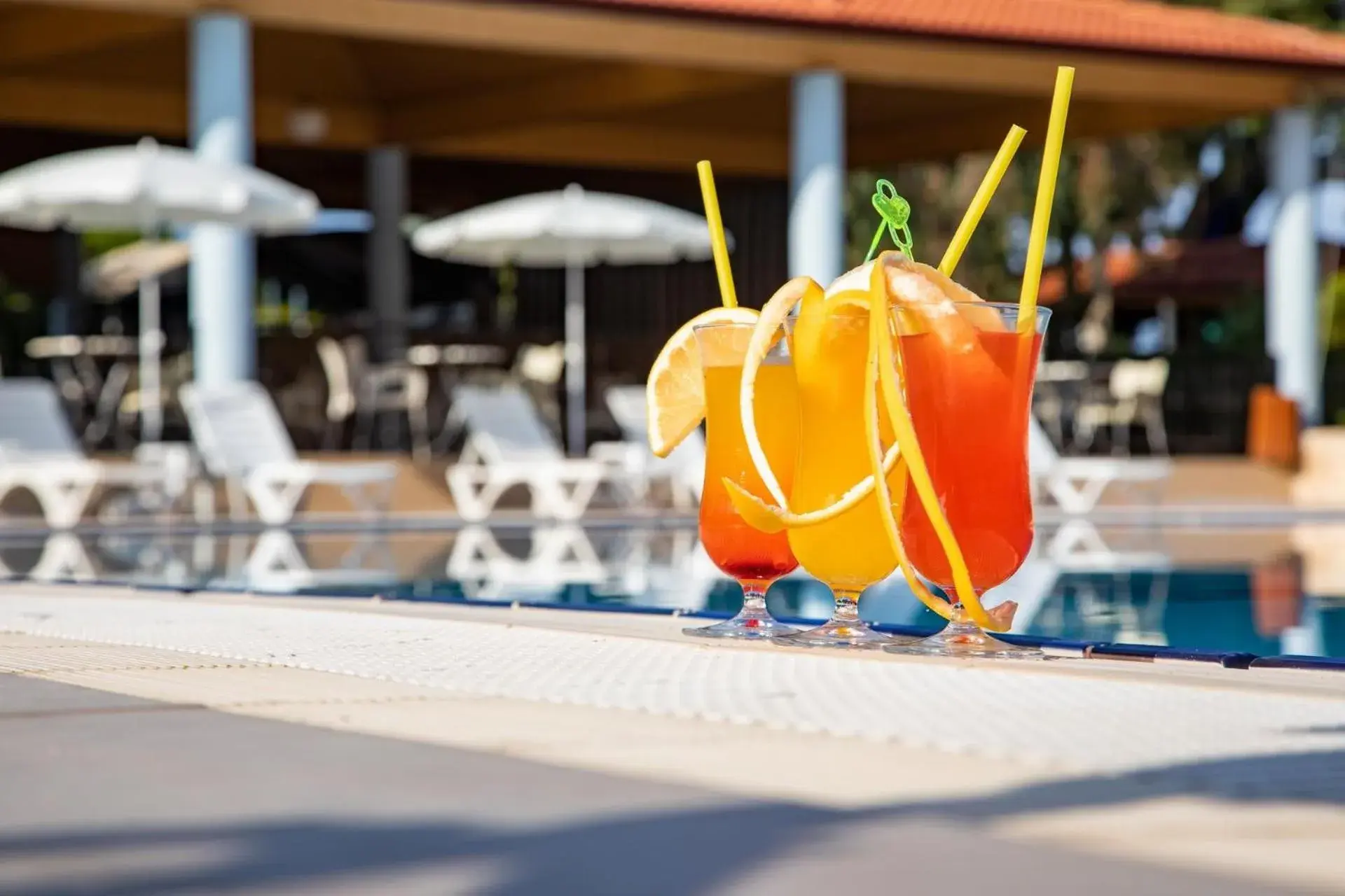 Swimming pool in Mirabell Hotel Swimming pool in Mirabell Hotel