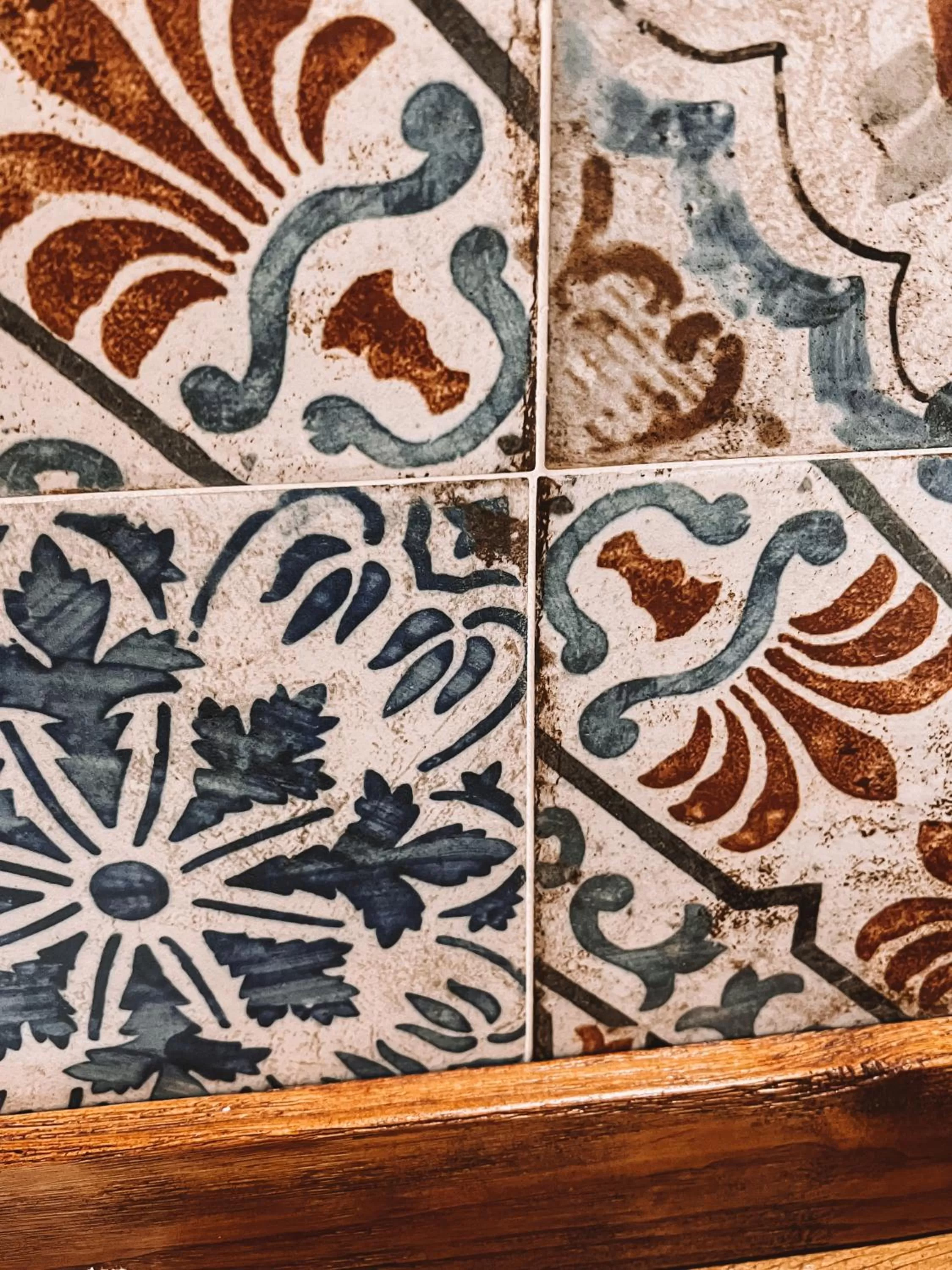 Decorative detail in Casa Masini