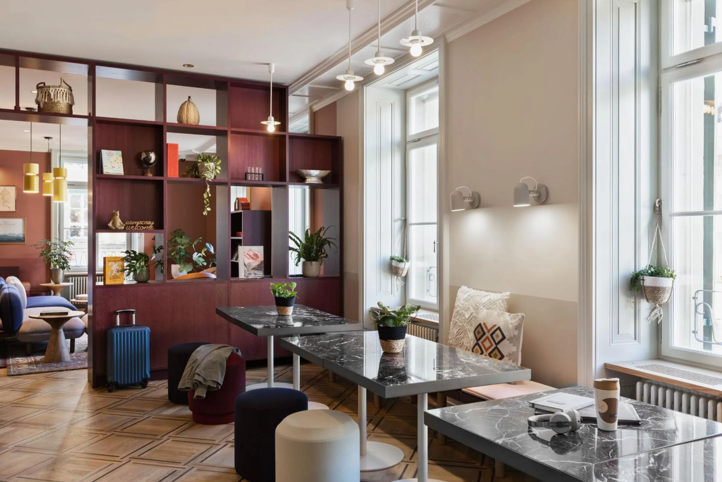 Restaurant/places to eat in Stay KooooK Bern City - Online Check In