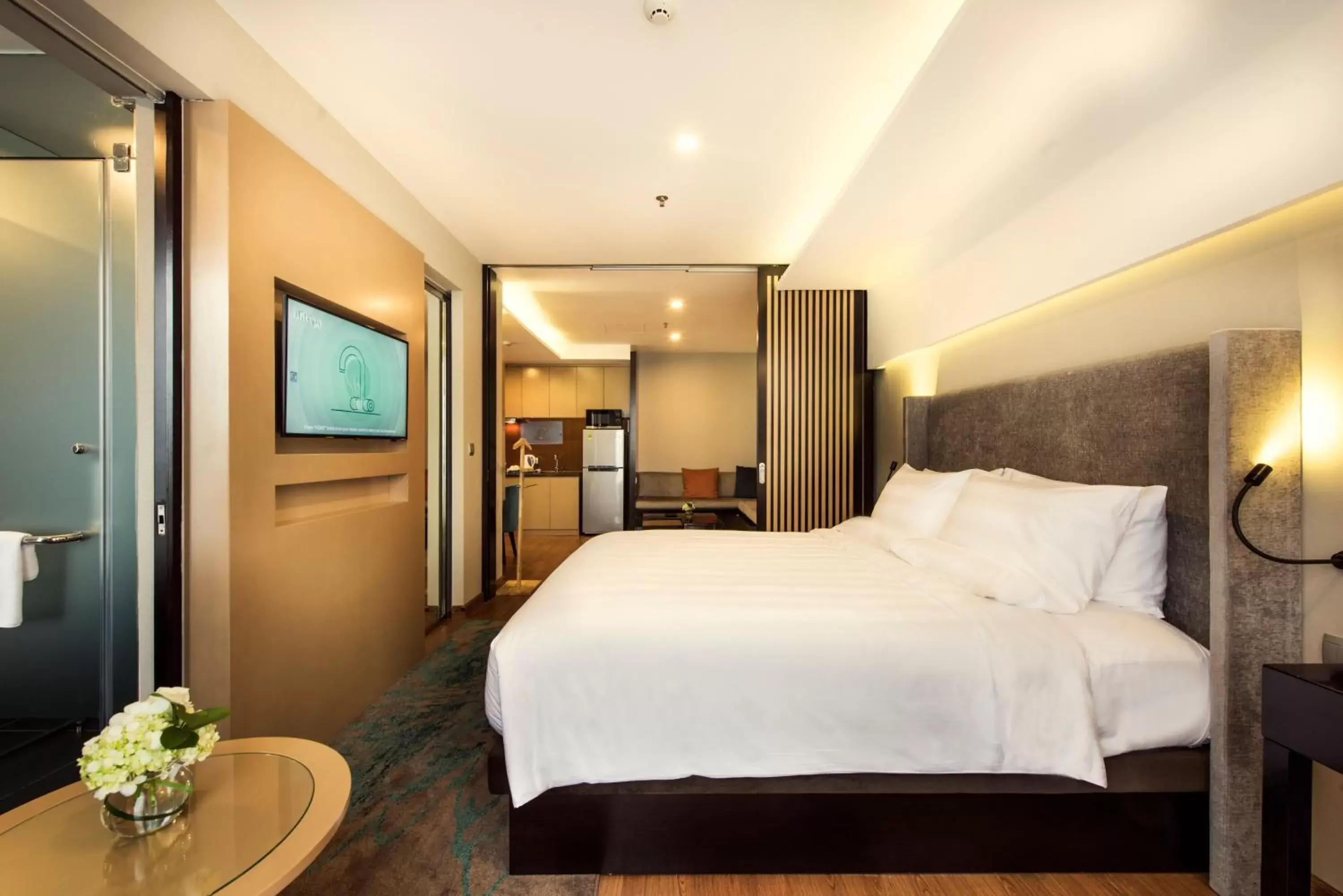 Shower, Bed in Novotel Suites Hanoi