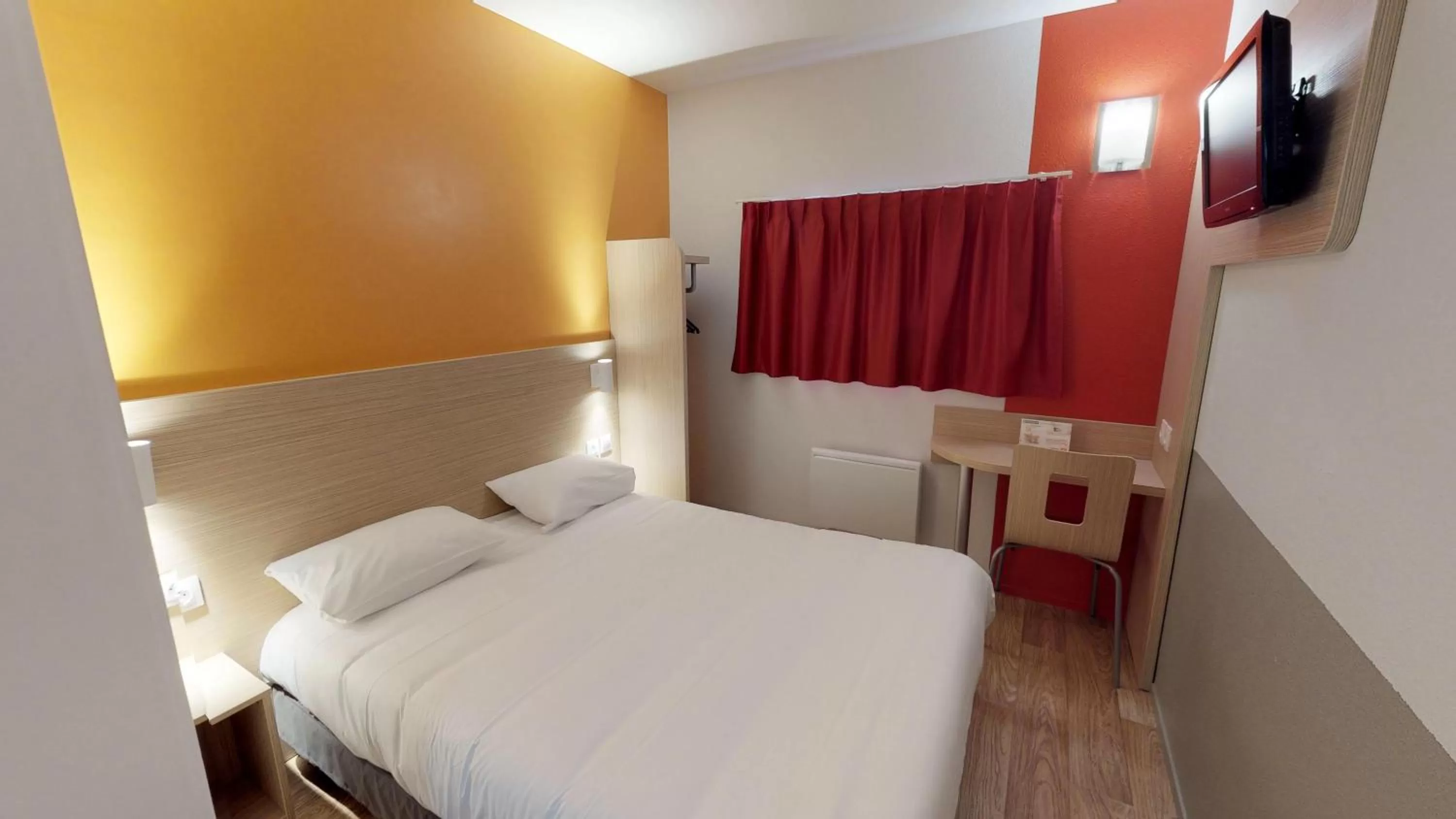 Bedroom, Bed in Première Classe Reims Ouest - Tinqueux